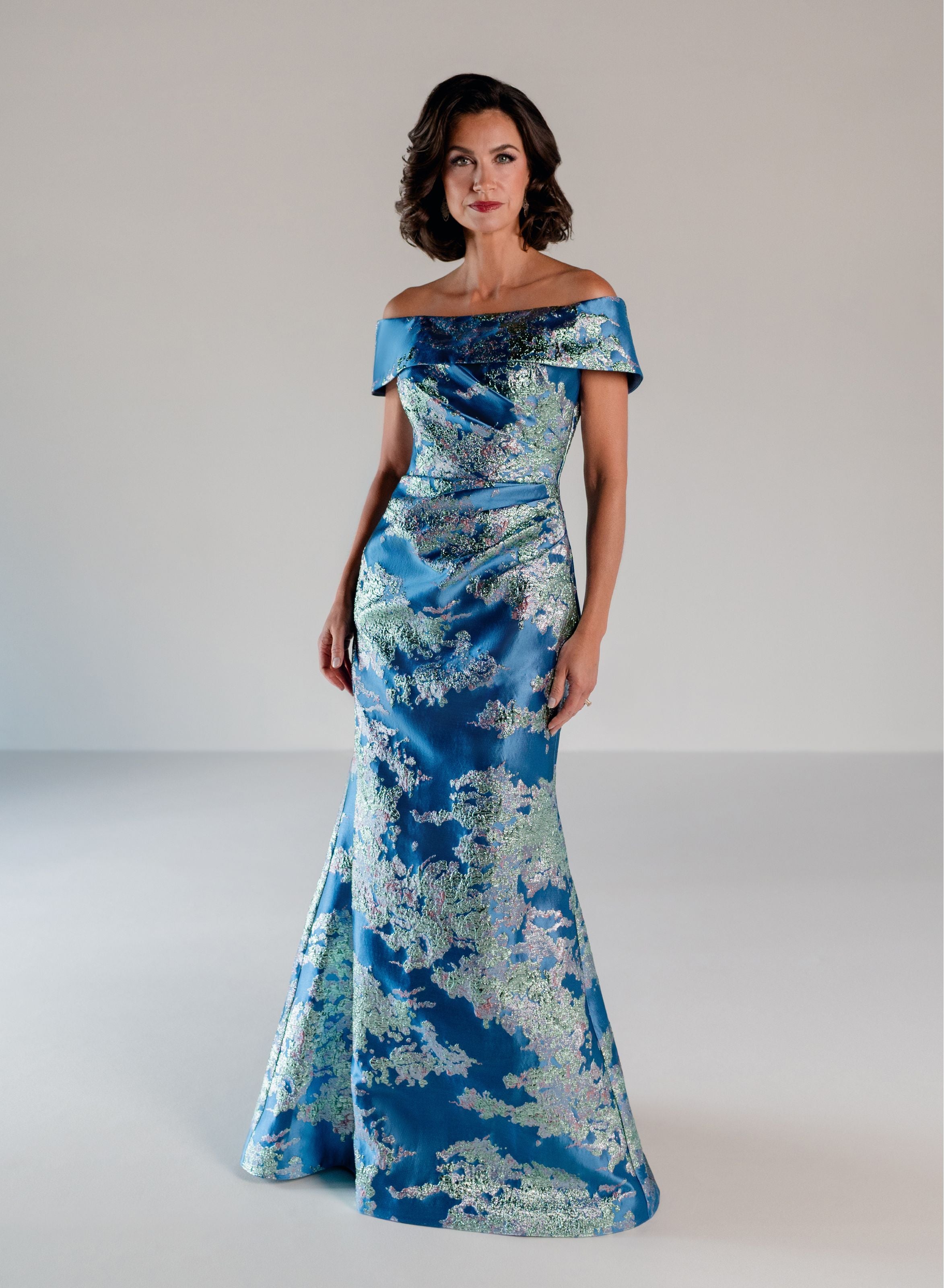 Style: 17319 Amore Gowns 4_6d5e6669-f89b-42d5-9cc6-929e813911e4