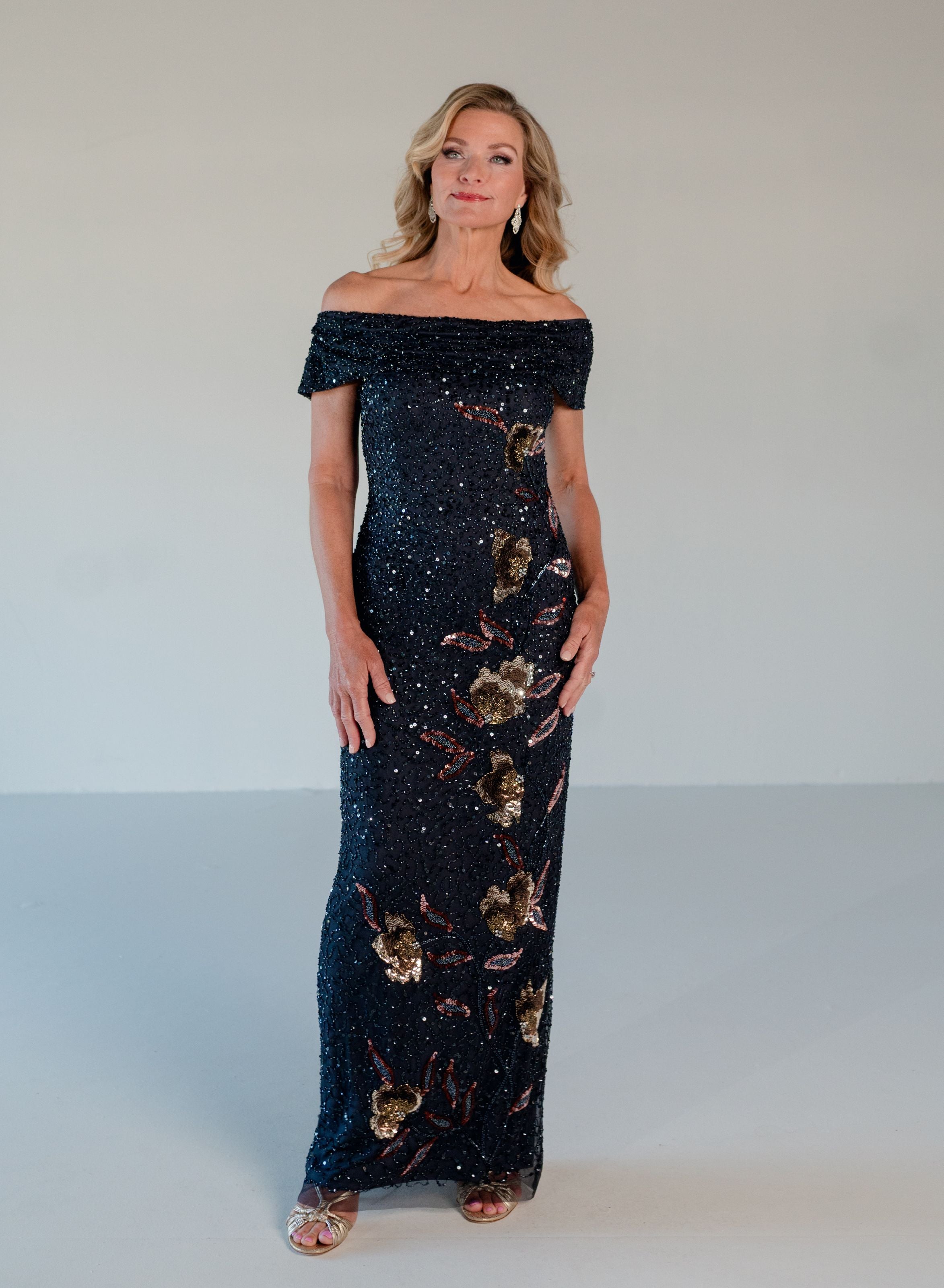 Style: 40579 Amore Gowns 4_71917cf6-3ba0-4997-9258-3f1550da0f03