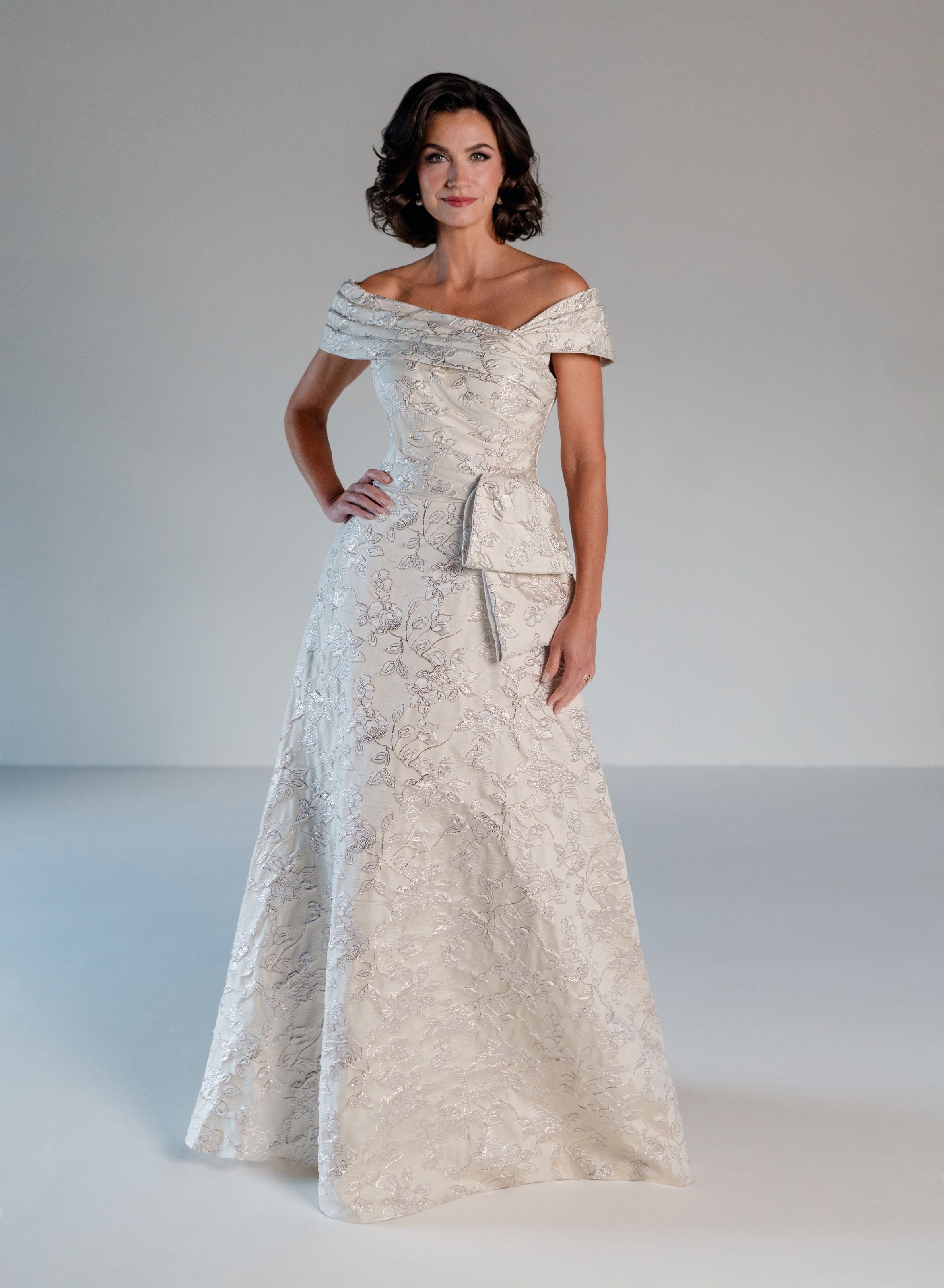 Style: 17307 Amore Gowns 4_8bbddbfa-e17c-4b02-9f9f-04a72b34e589