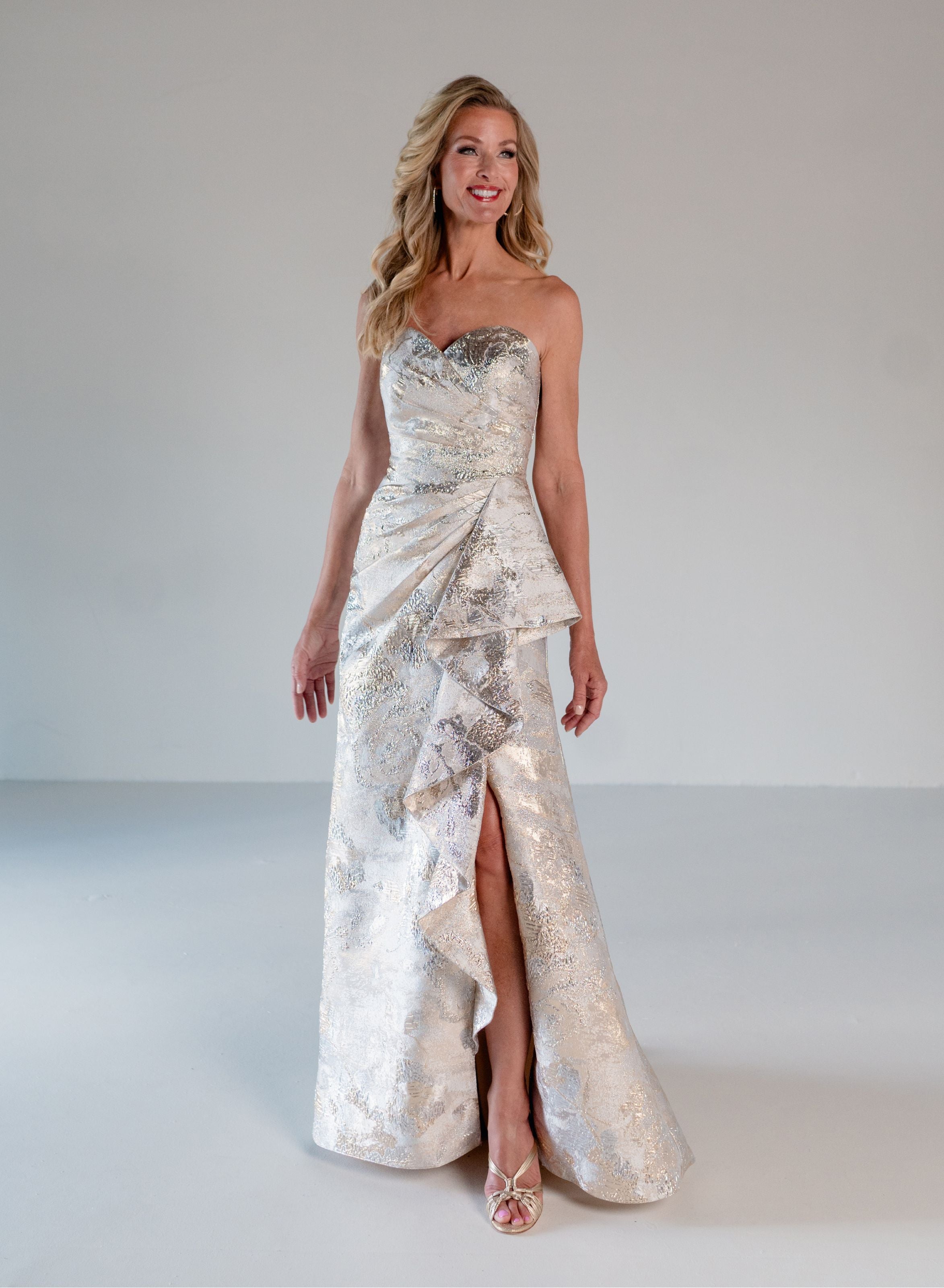 Style: 17317 Amore Gowns 4_bd436350-10a1-4475-baa9-55718becaa05
