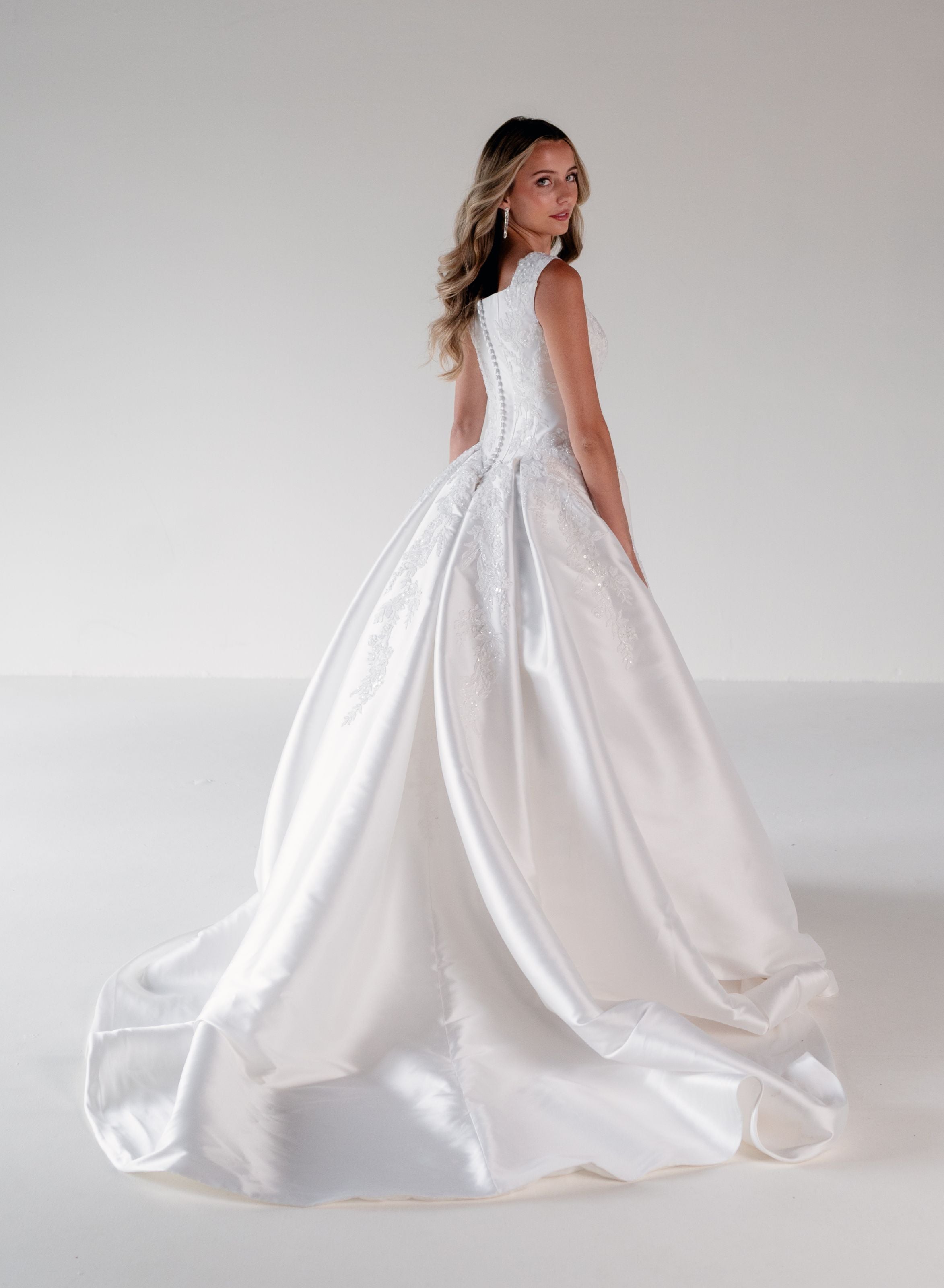 Style: 28278 Amore Gowns 4_c7ae66ba-355a-4b54-8988-780e442c6f7c