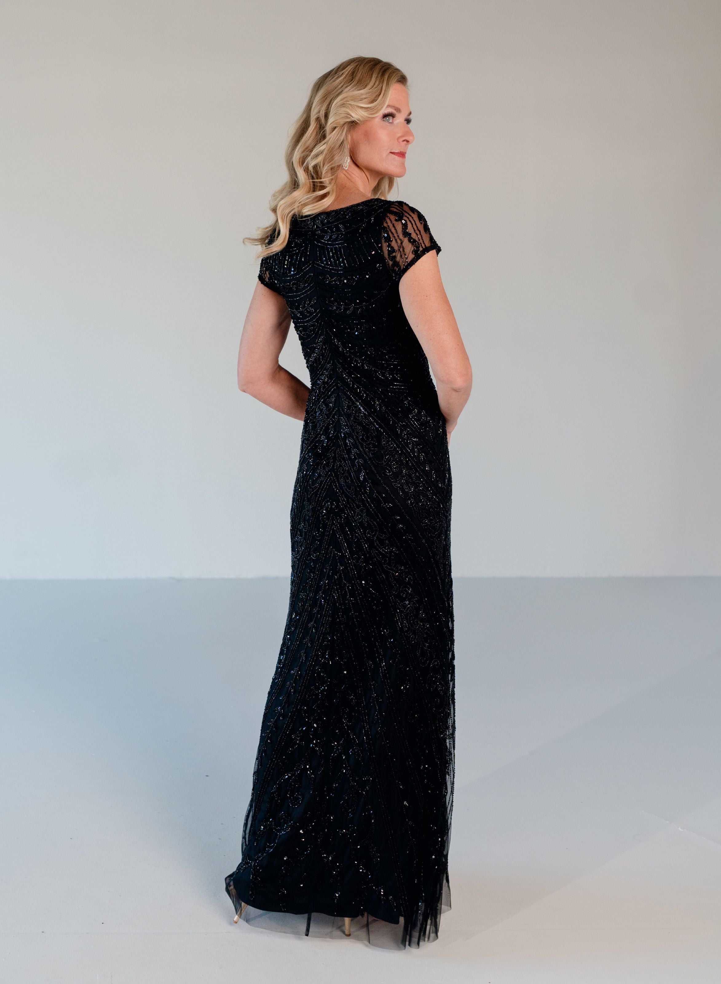 Style: 40585 Amore Gowns 5_76e6cba0-8029-477a-8c8d-b92f04662d49