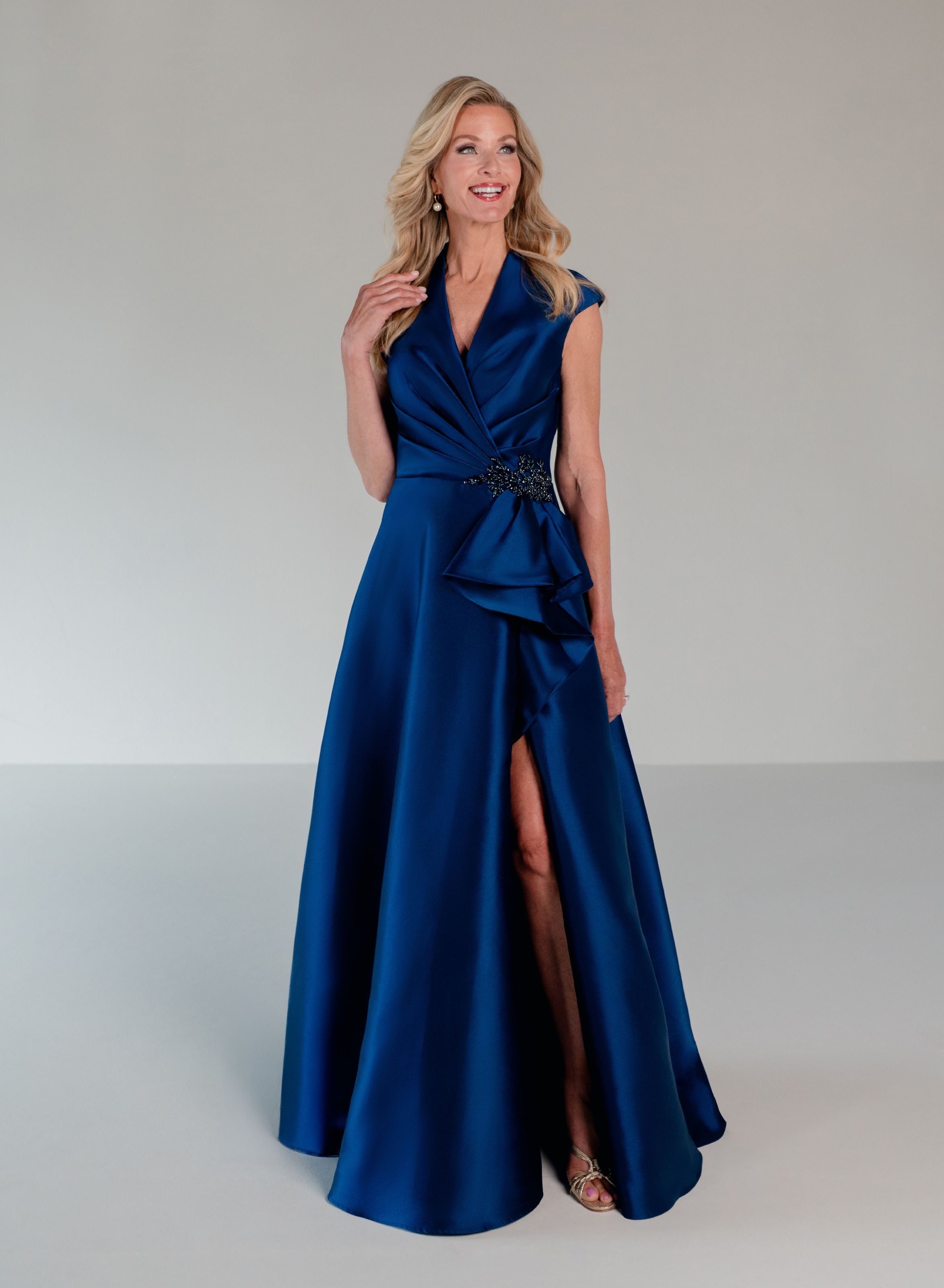 Style: 17326 Amore Gowns 5_7e65e2b9-8034-4782-b88a-56cf3e41587b