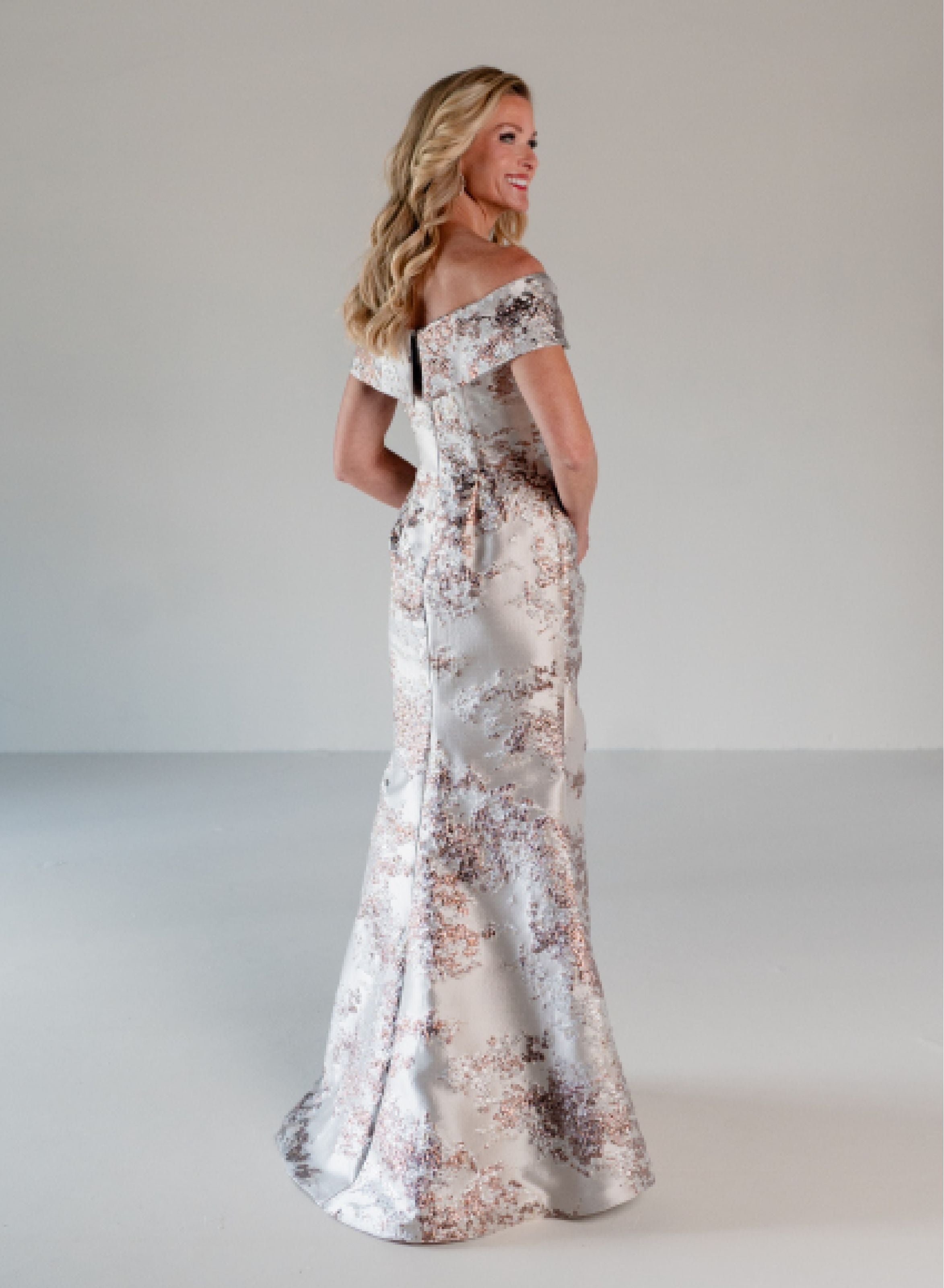 Style: 17317 Amore Gowns 5_9b460a88-7c7d-457b-b84a-124bc7bf915a