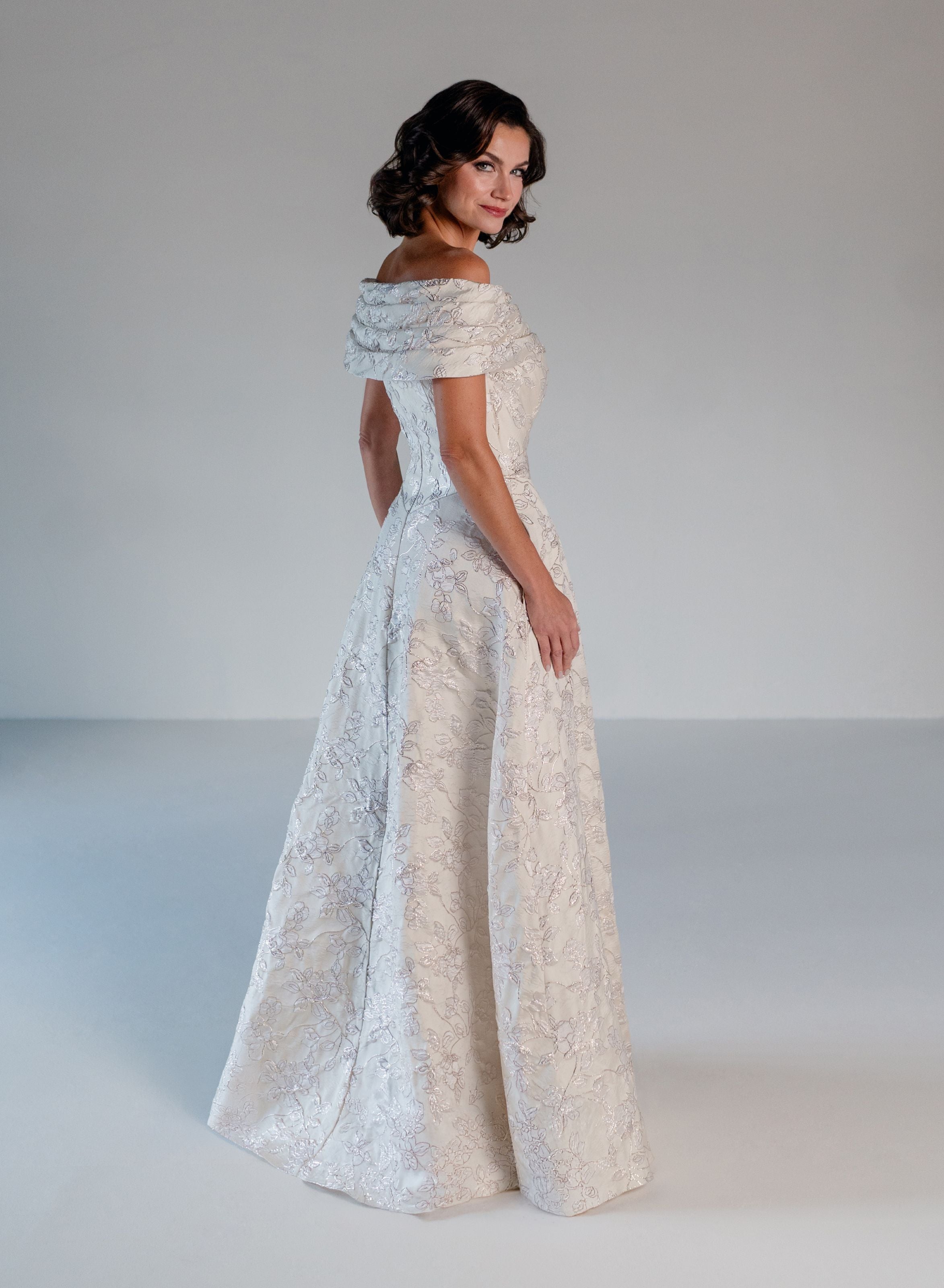 Style: 17307 Amore Gowns 5_d1de4d44-a306-4831-b6c9-44755a5beab0