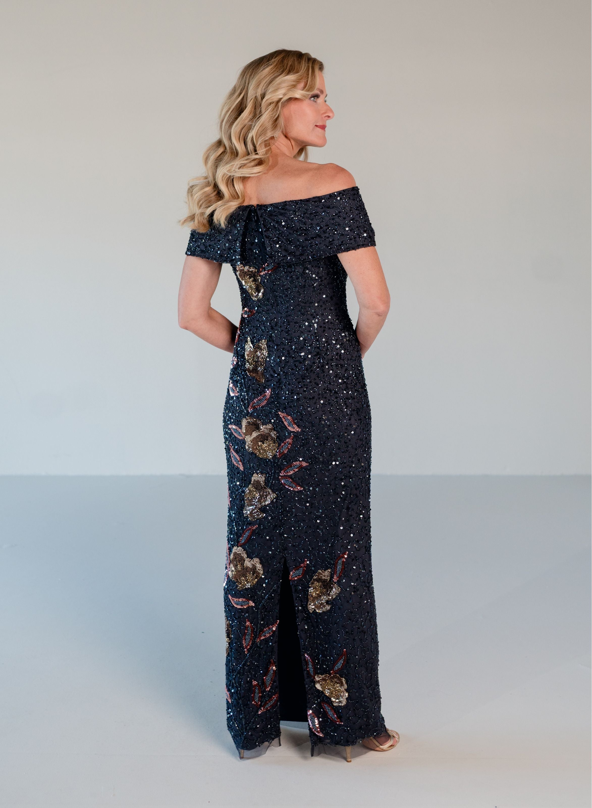 Style: 40579 Amore Gowns 5_f0127513-3868-4593-87c4-ed29db6b82d3