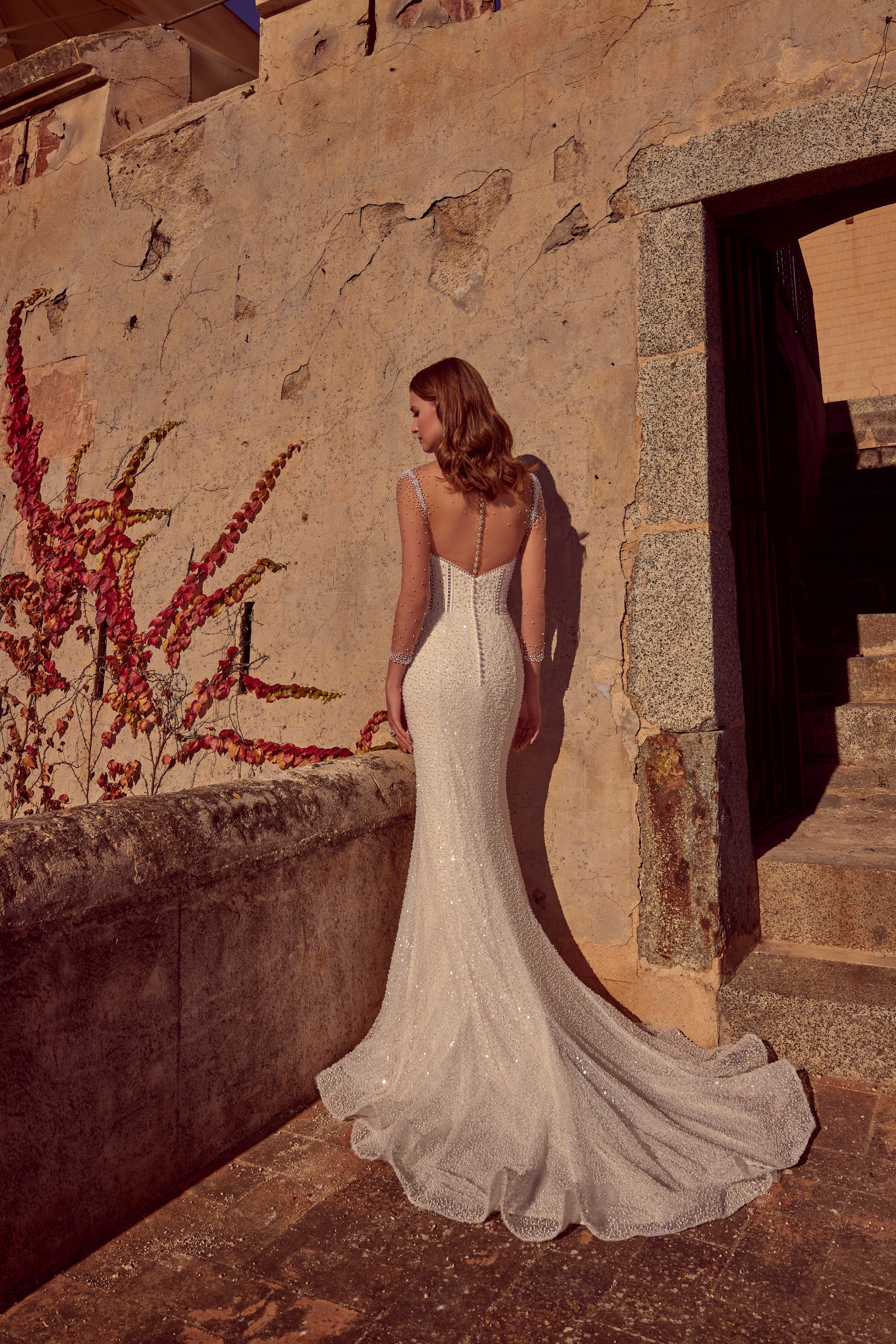 69952 Amore Gowns 69952_53_54_050