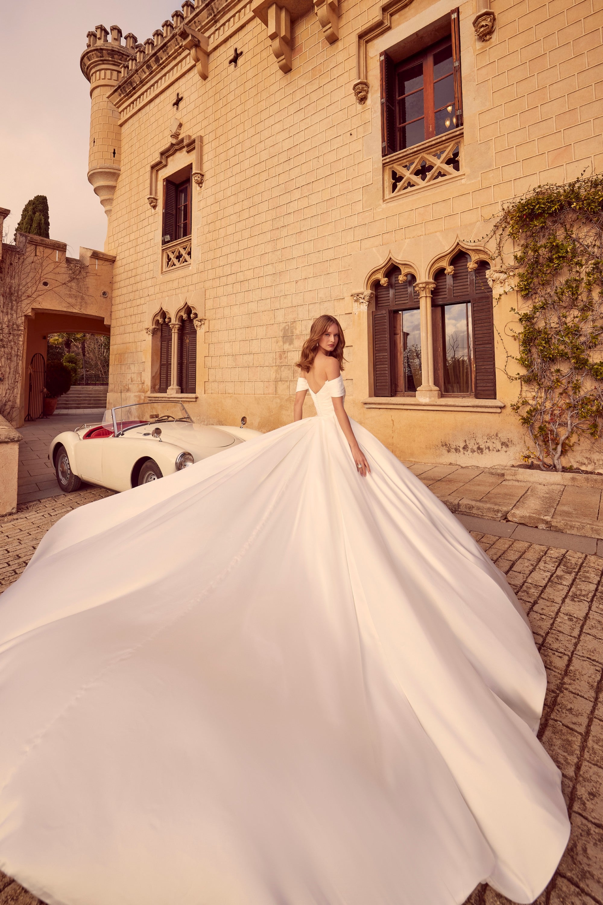 69979 Amore Gowns 69979_80_078