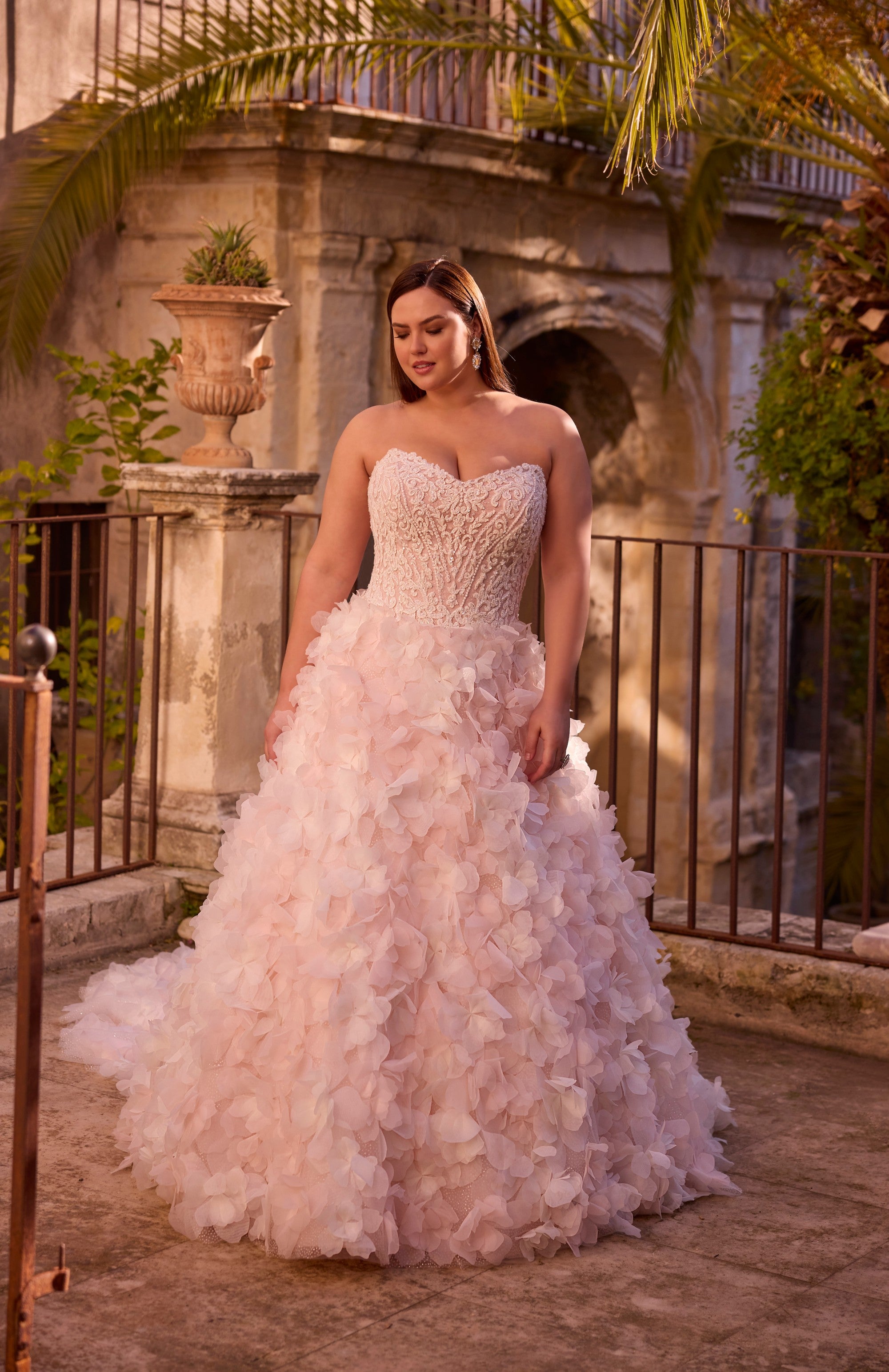 69982 1 Amore Gowns 69982_0021