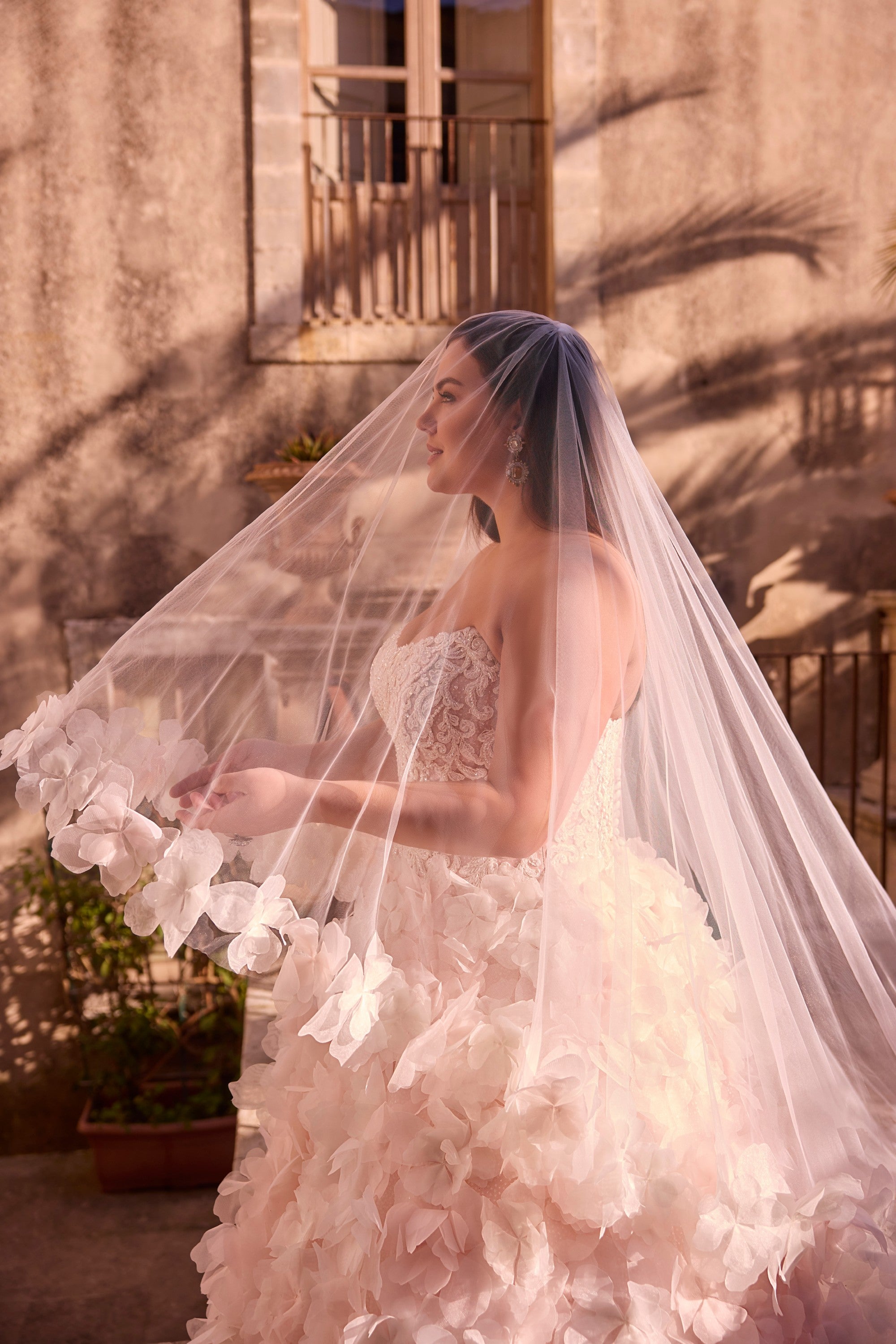 69982 1 Amore Gowns 69982_0072