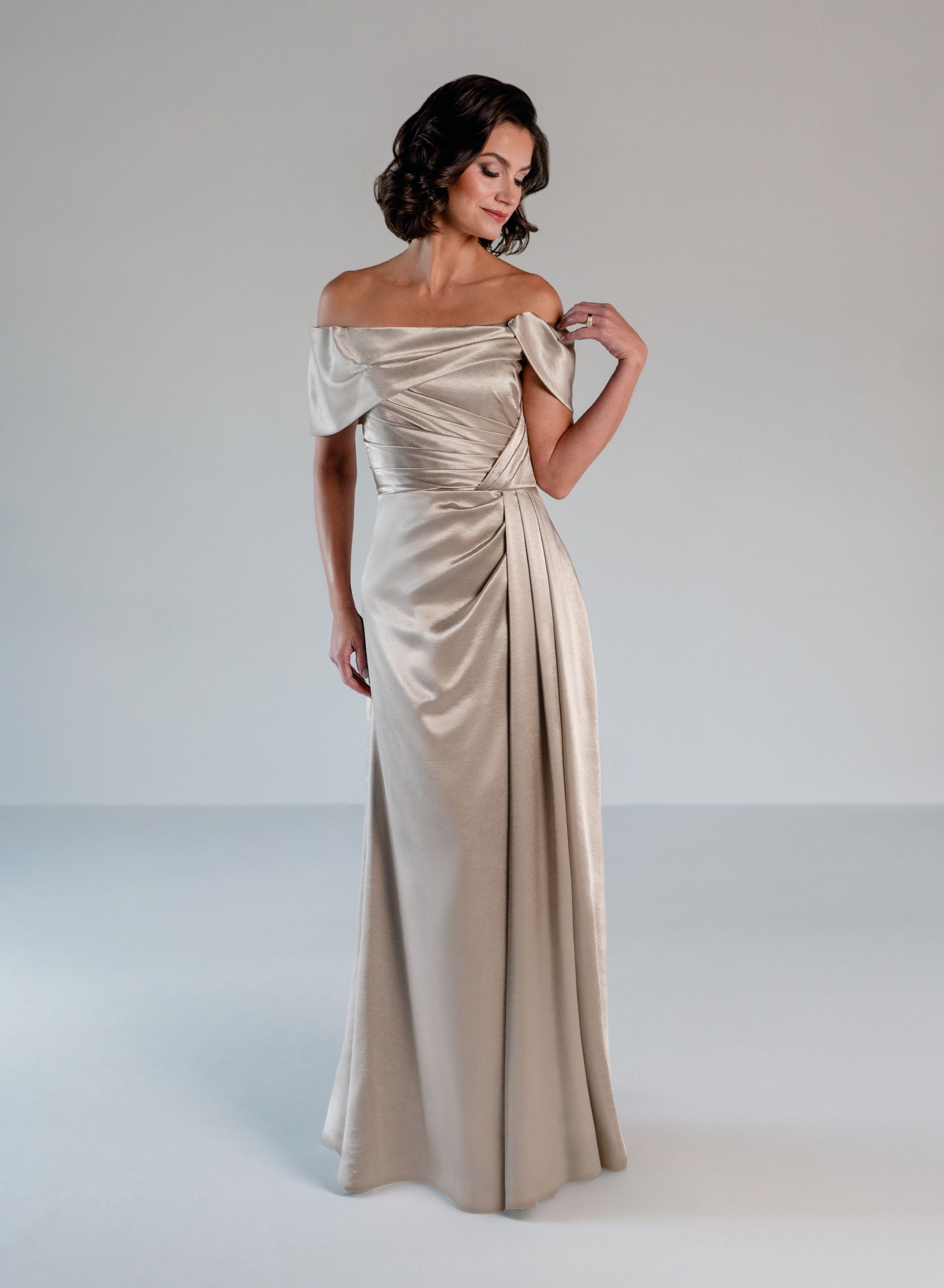 Style: 17320 Amore Gowns 7_72962c7f-8a57-4b15-ba1e-598789eae397