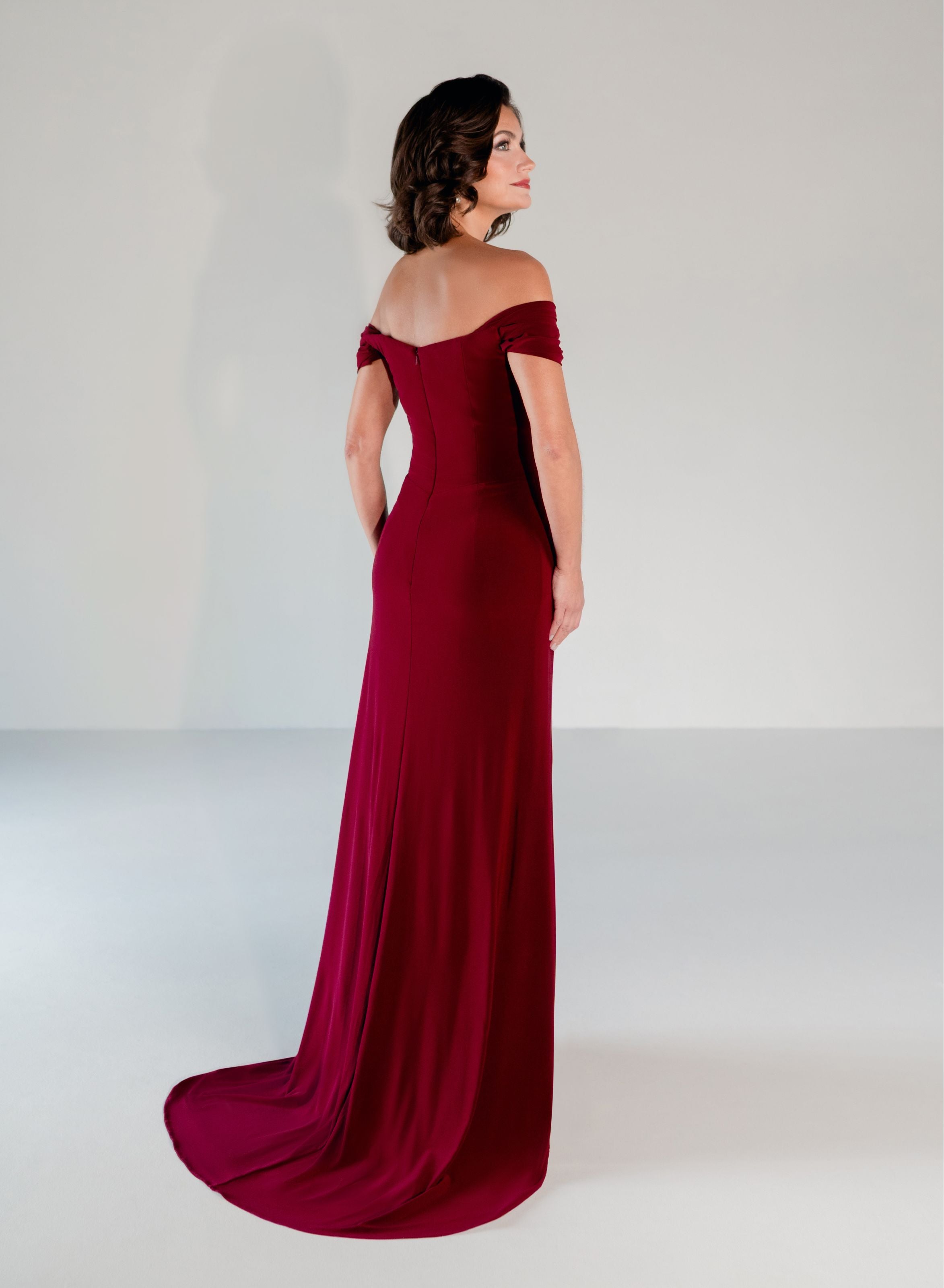 Style: 17311 Amore Gowns 8_eea4c8eb-911f-4698-91ec-26e4830f8751