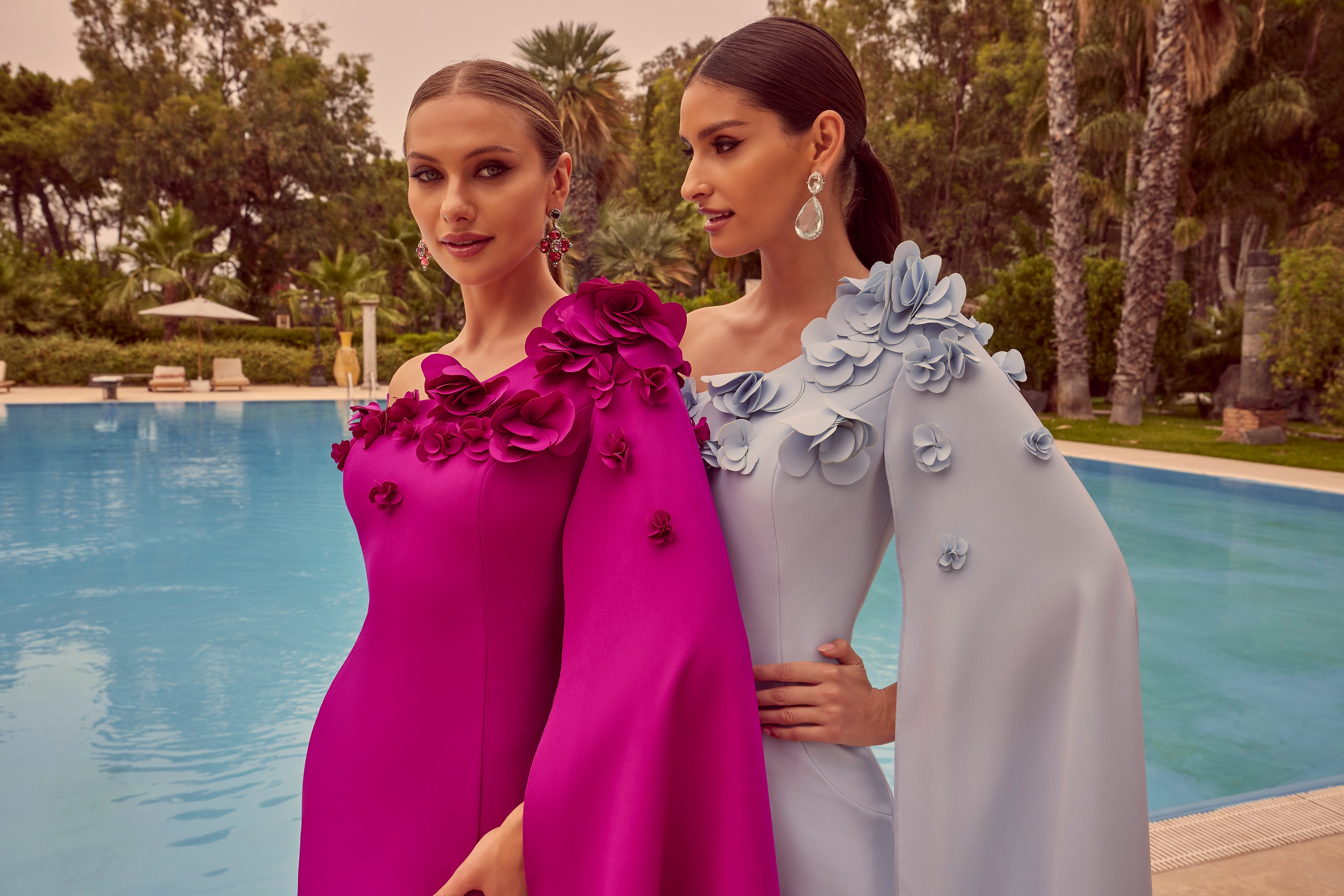 992404 Amore Gowns 992404_992472_016