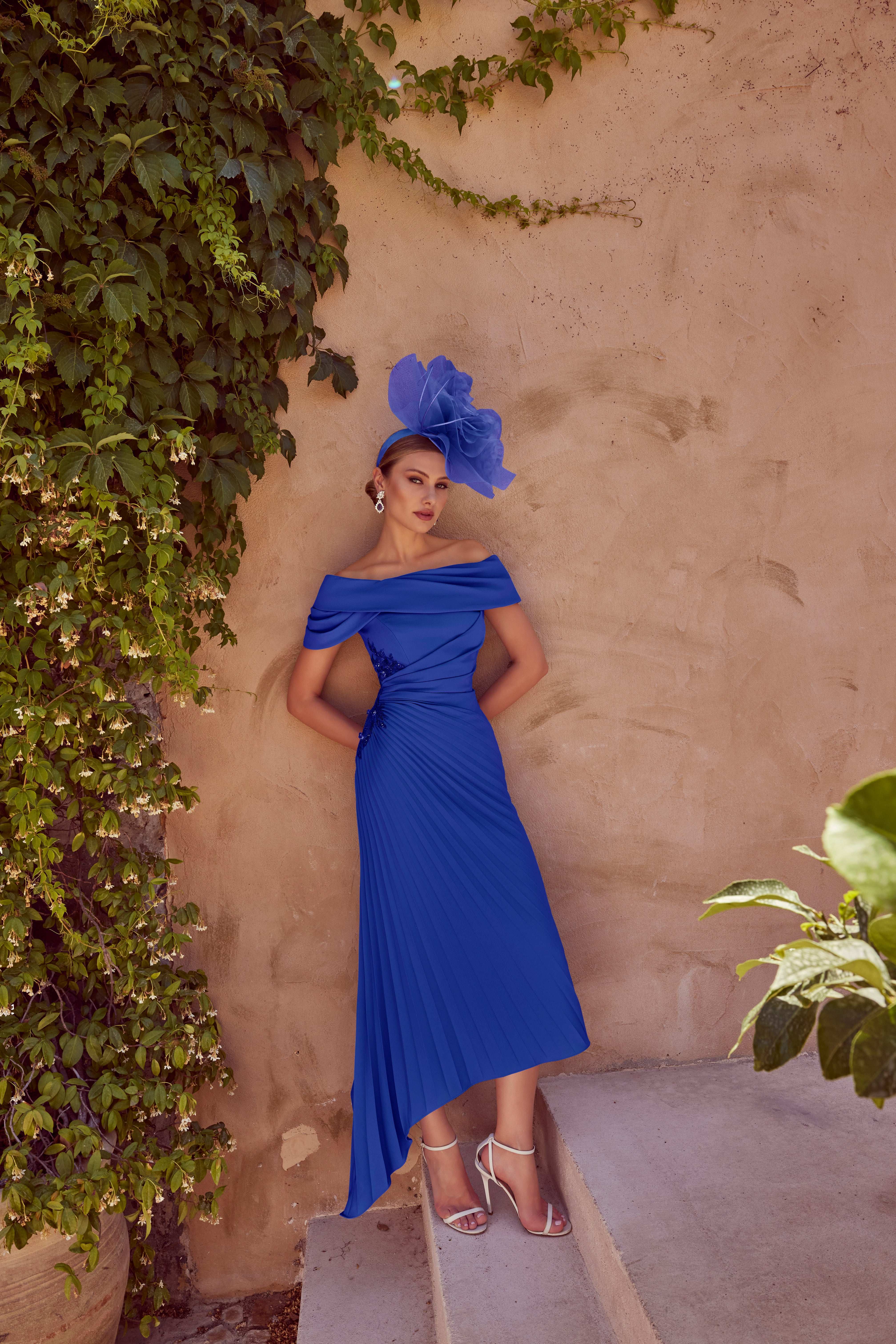 992430 Royal Amore Gowns 992430_030_ROYAL