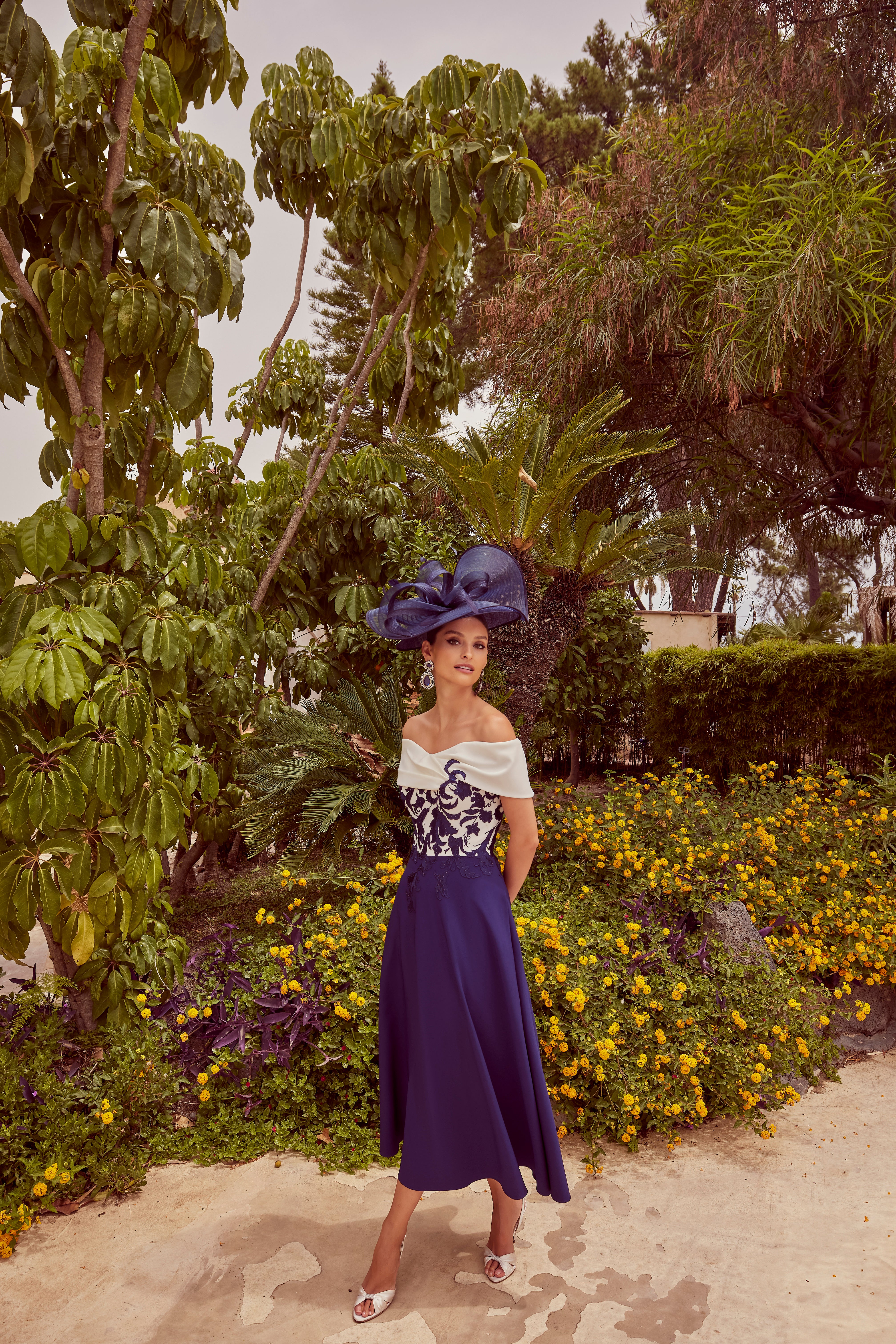 992435 Amore Gowns 992435_036