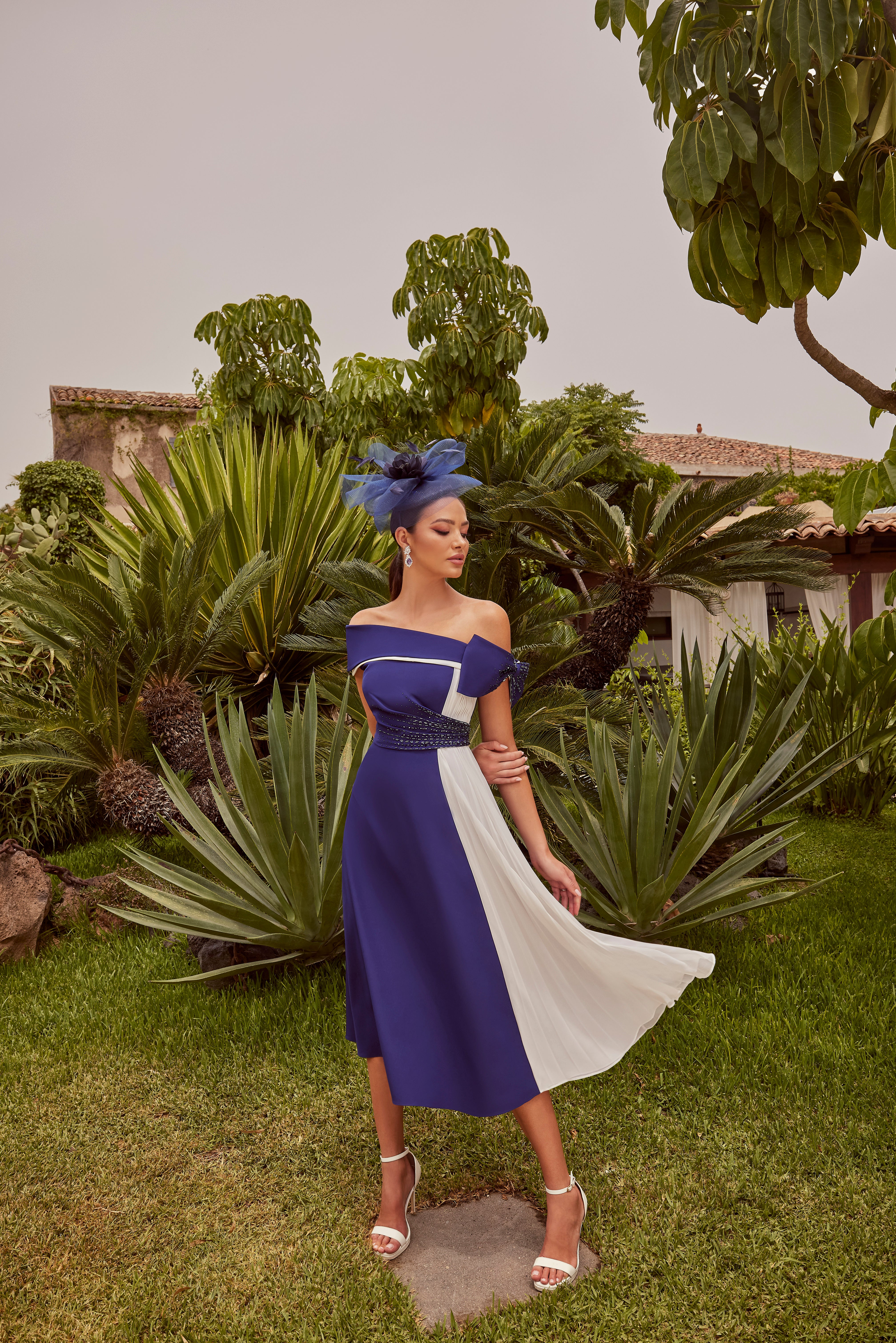 992437 Amore Gowns 992437_013