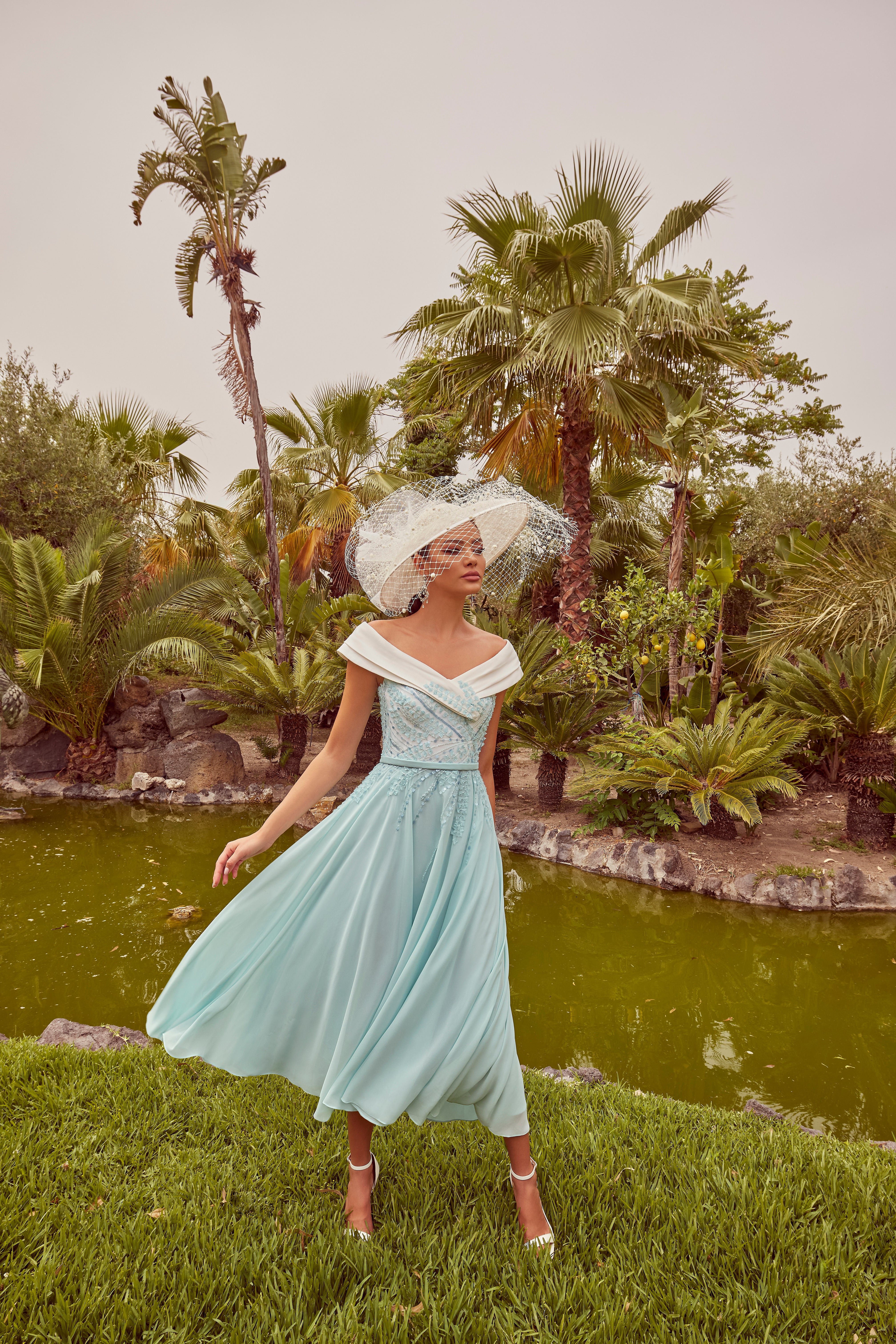 992439 Amore Gowns 992439_004