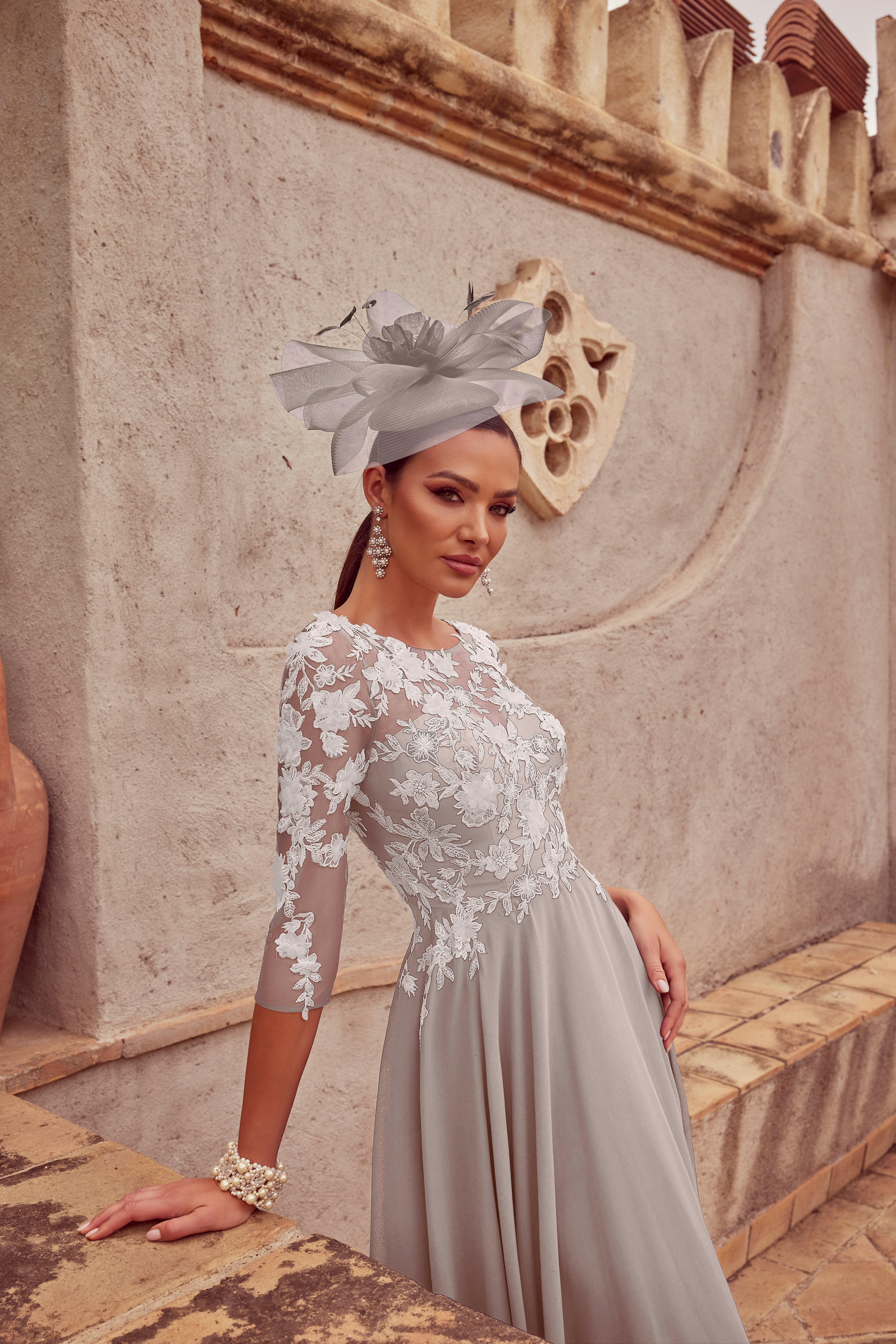 992450 Taupe Amore Gowns 992450_007_TAUPEIVORY