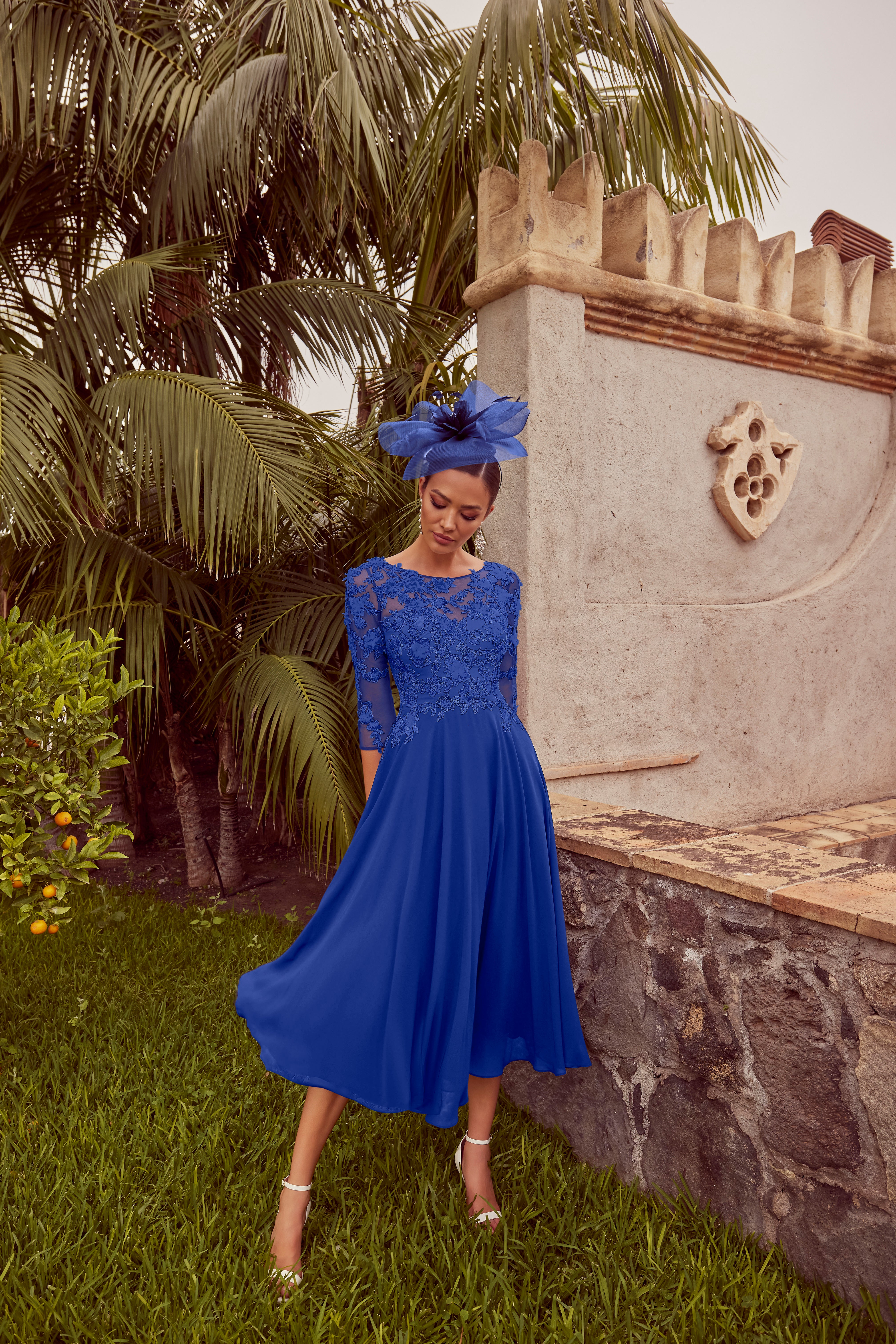 992450 Royal Amore Gowns 992450_028_ROYALROYAL