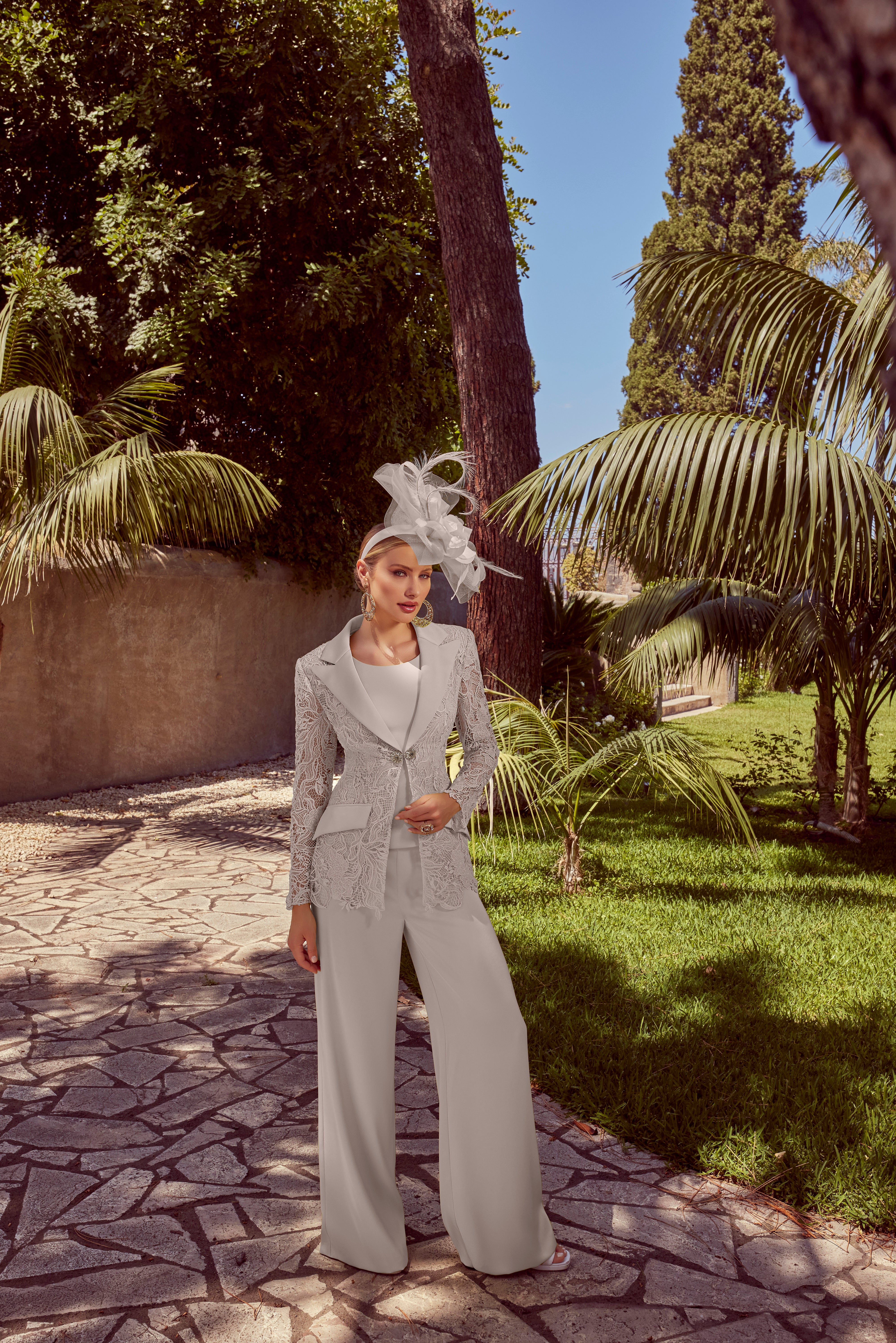 992457 Taupe Amore Gowns 992457_068_TAUPE