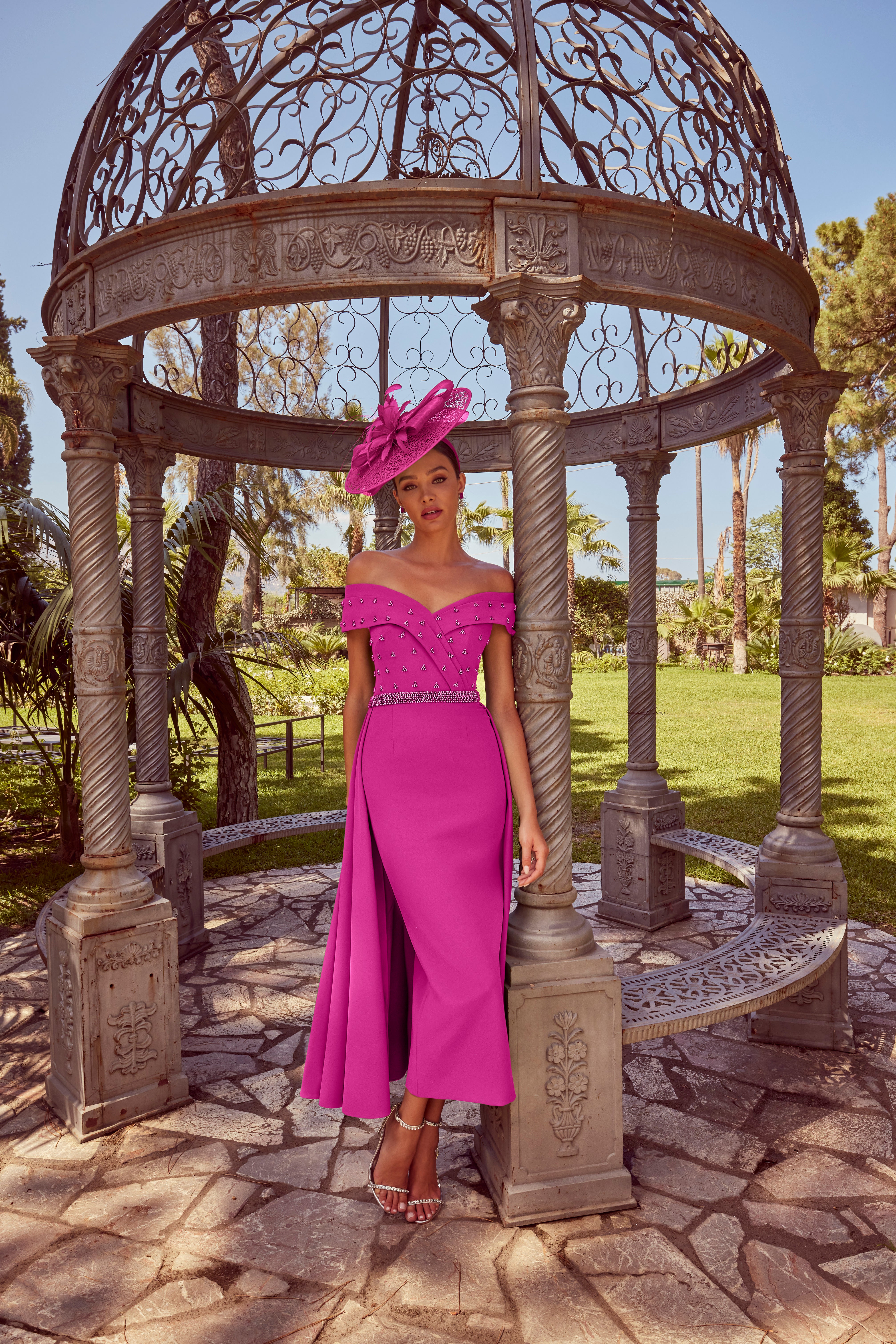 992459 Magenta Amore Gowns 992459_Magenta