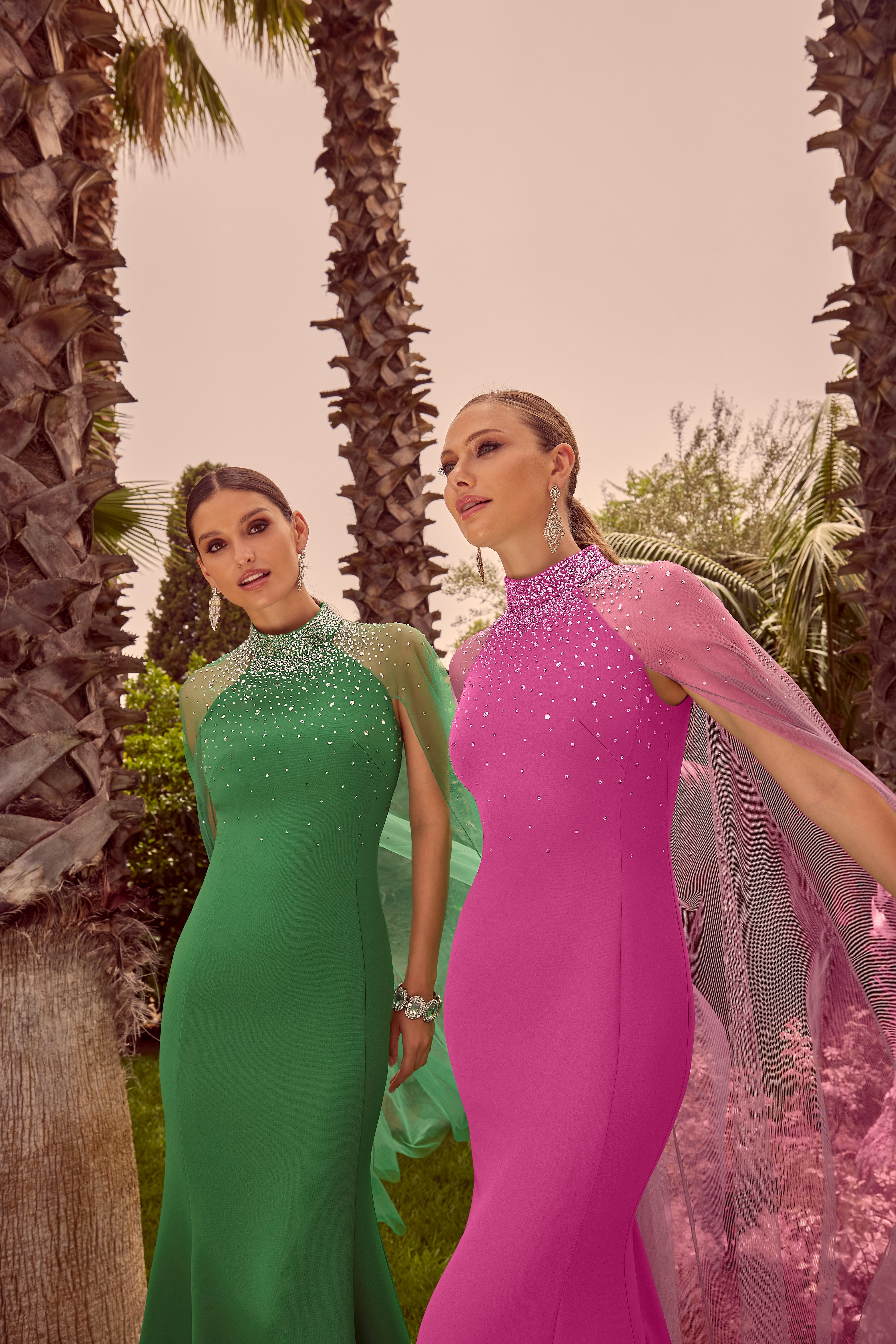 992465 Fuchsia Amore Gowns 992465_Fuchsia