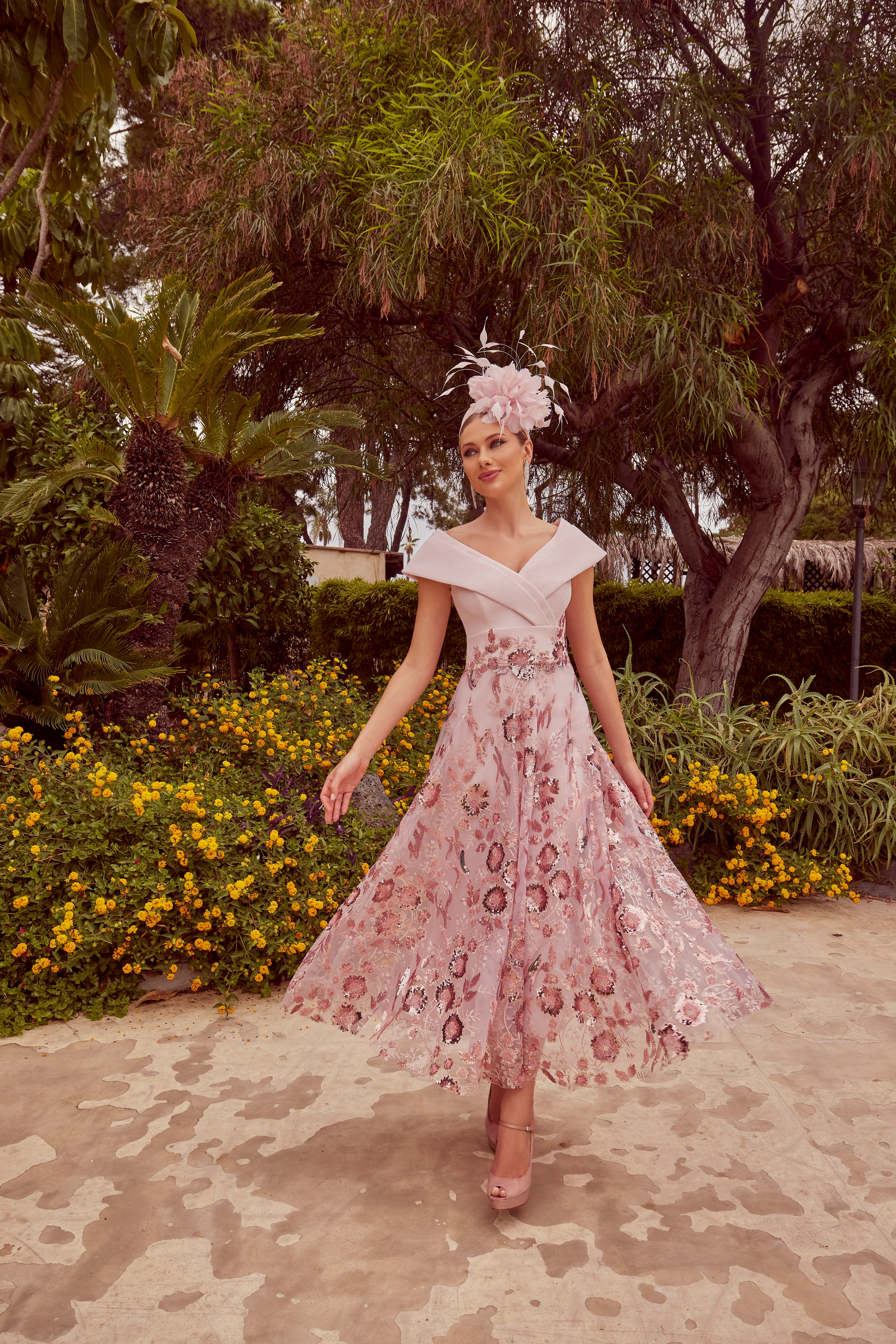992480 Amore Gowns 992480_015