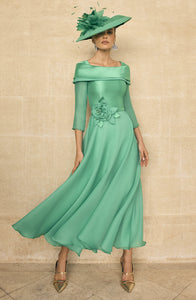 992480 Amore Gowns 992720B_1462_300x300_482f6900-80d9-4164-89eb-1637e39c9e71