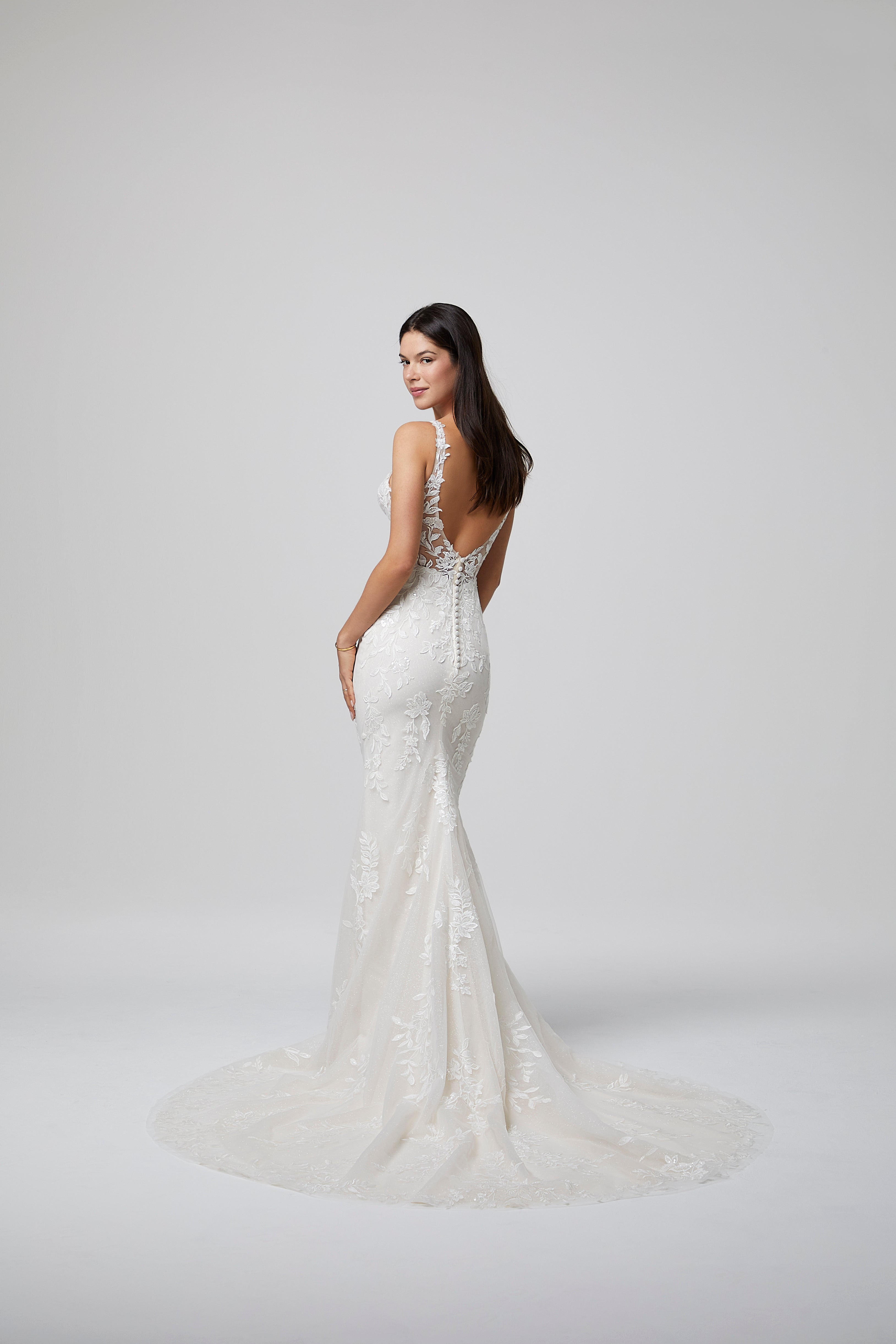 Ricci Amore Gowns E2676-0100
