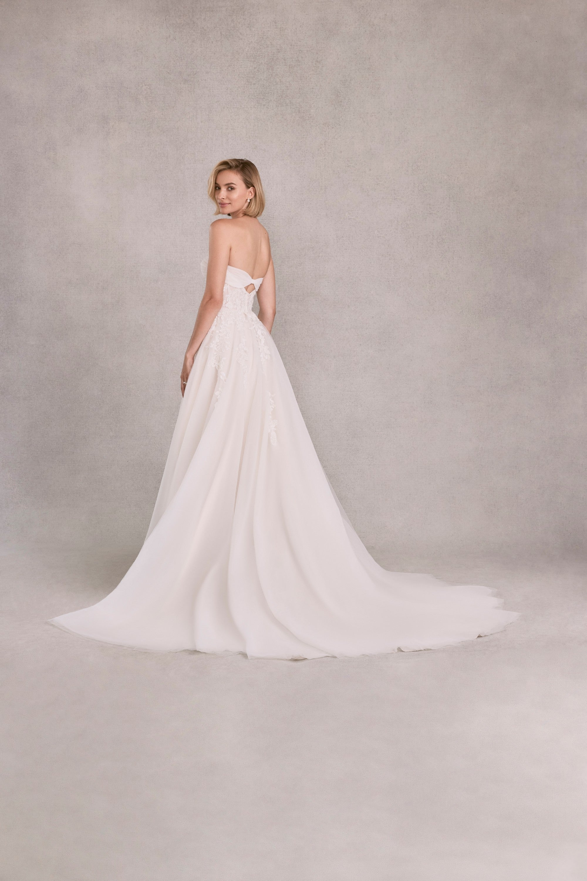 Ivory E2752 Morilee E2752_IvorySkinCoco_0659