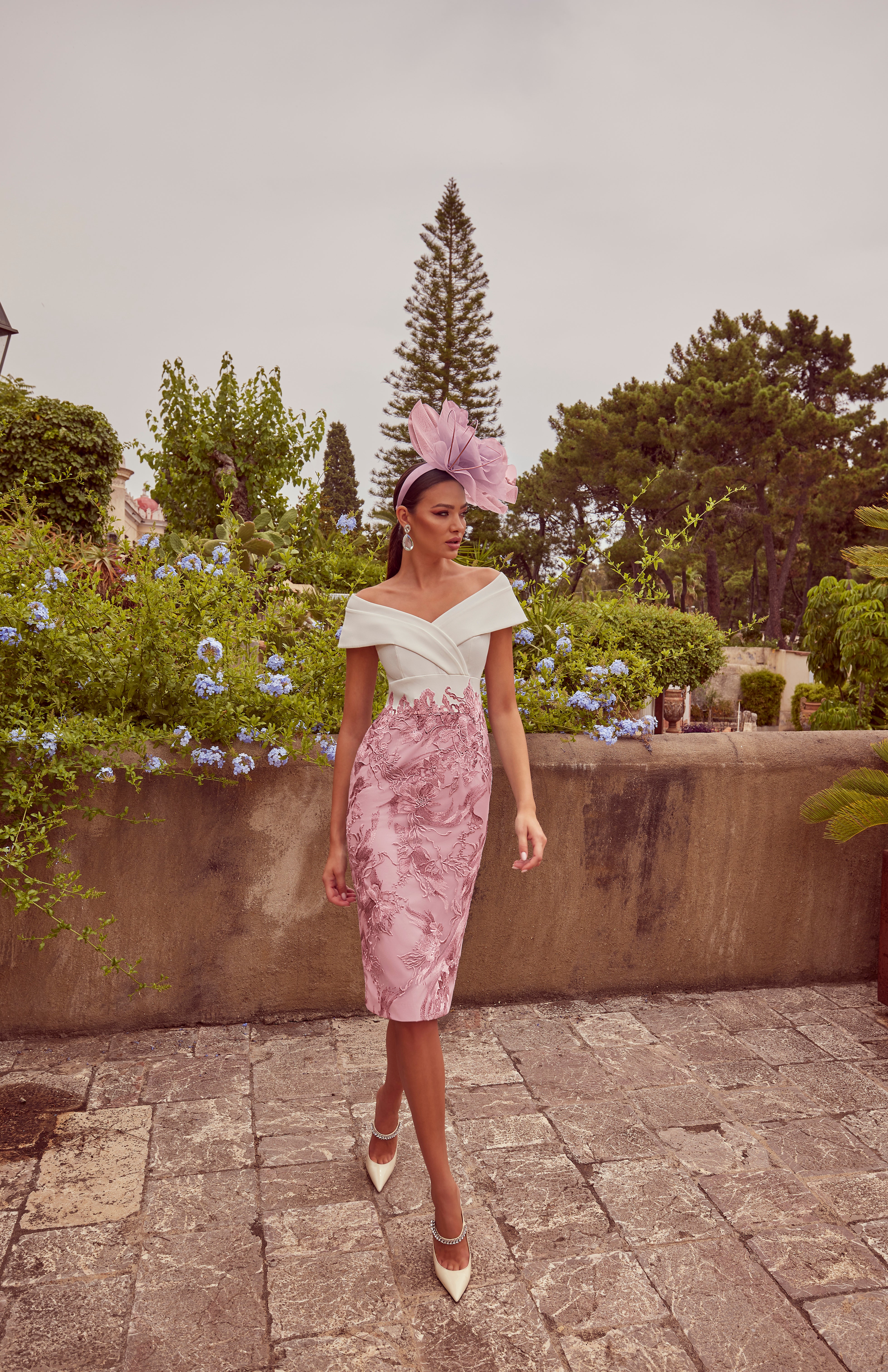 SHOT02 Blush Amore Gowns SHOT02_992441_014_IvoryBlush