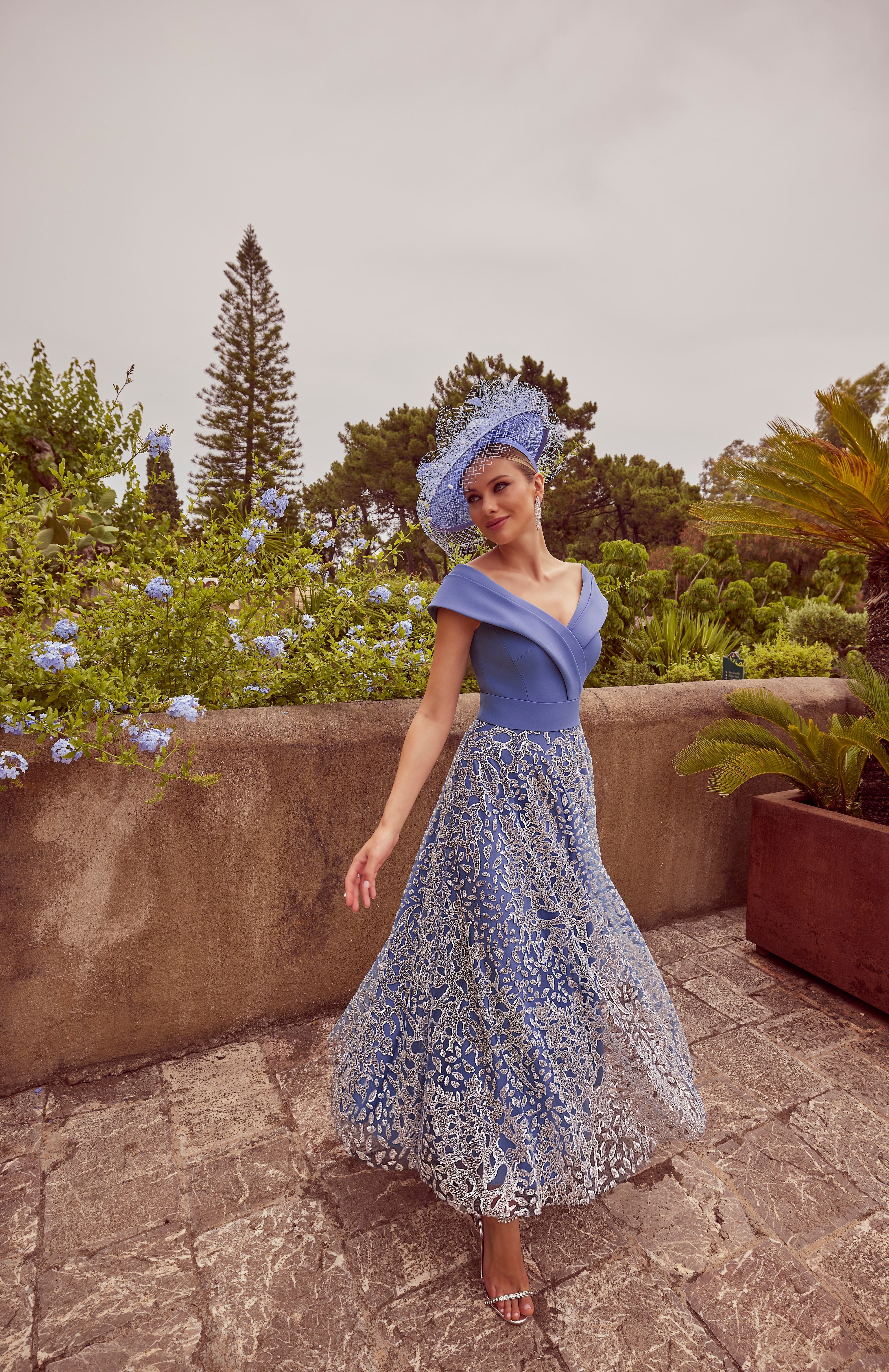 SHOT03 Silver Amore Gowns SHOT03_992428_DuskSilver