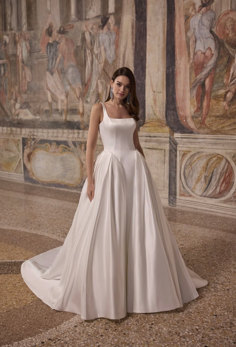 Amata Wedding Dress