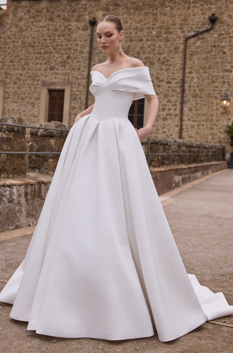 Amias Wedding Dress