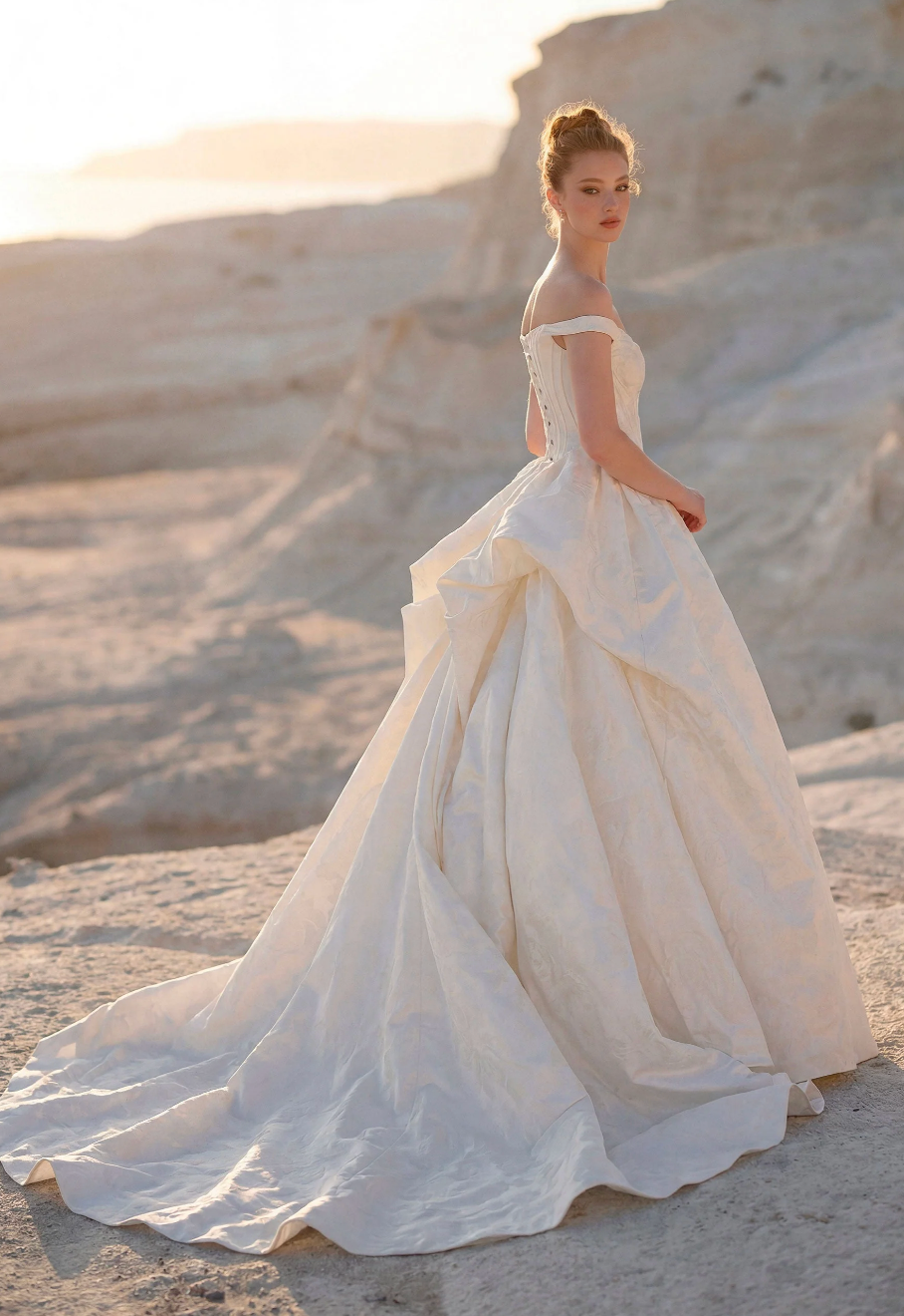 Thyla Wedding Dress Amore Gowns Screenshot2026-08-19at9.27.46pm