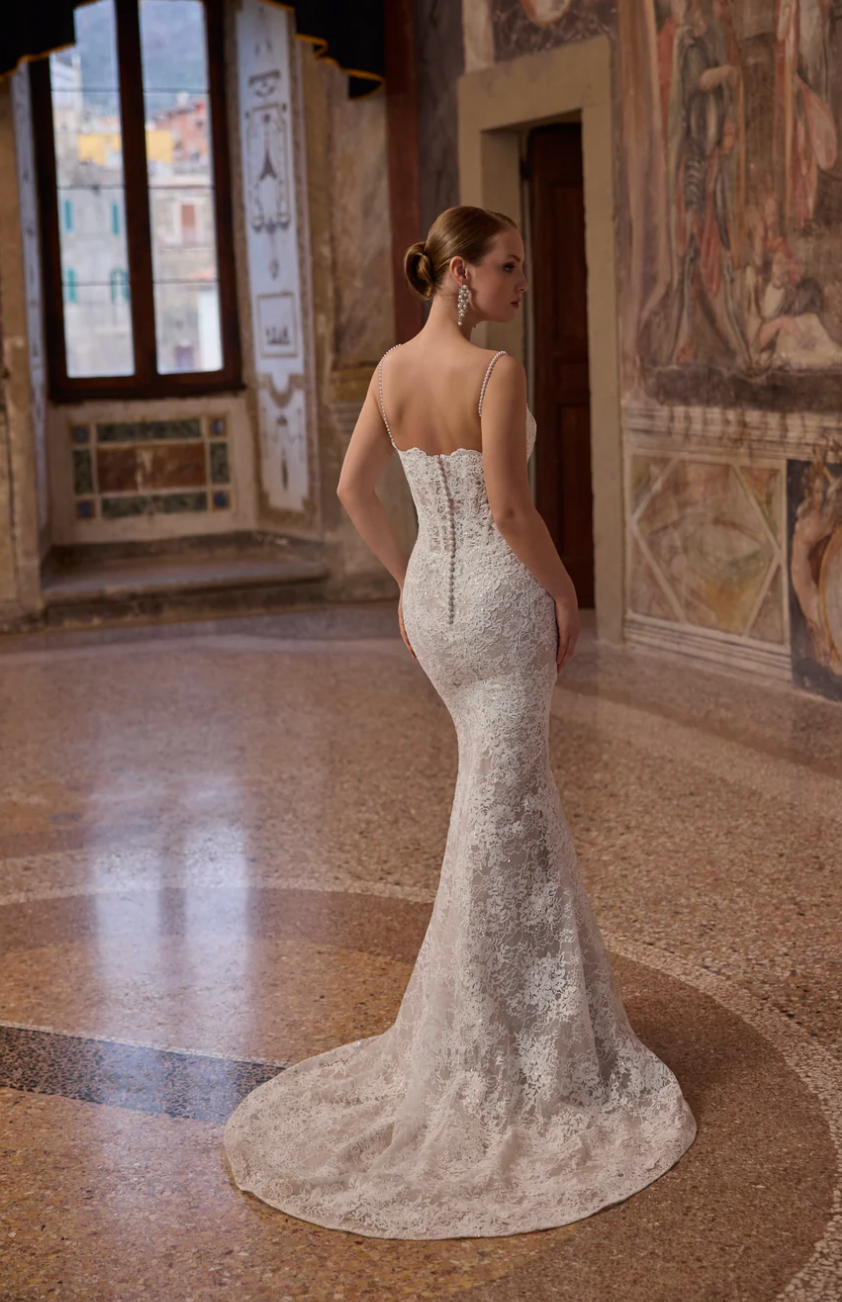 Alisoun Wedding Dress