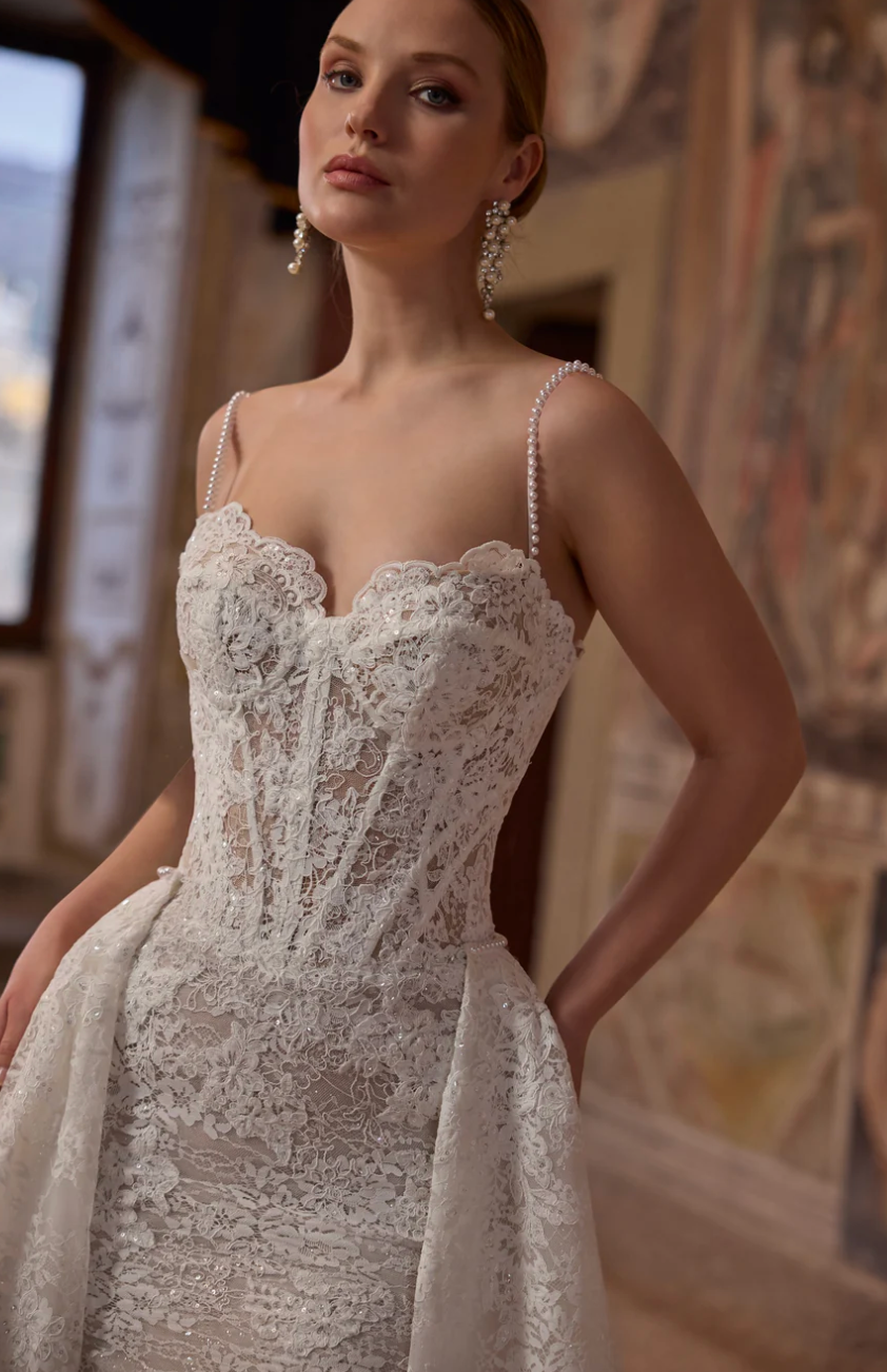 Alisoun Wedding Dress