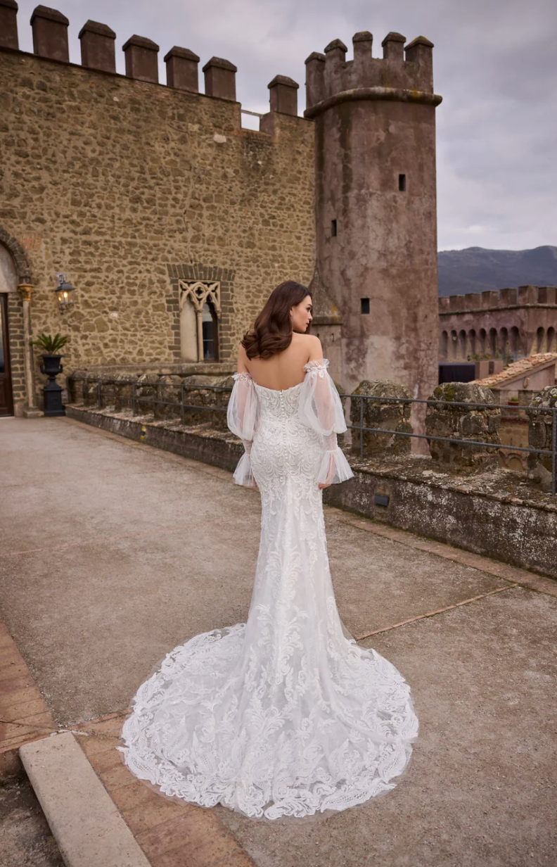 Agra Wedding Dress Amore Gowns Screenshot_2026-07-24_at_5.32.30_pm