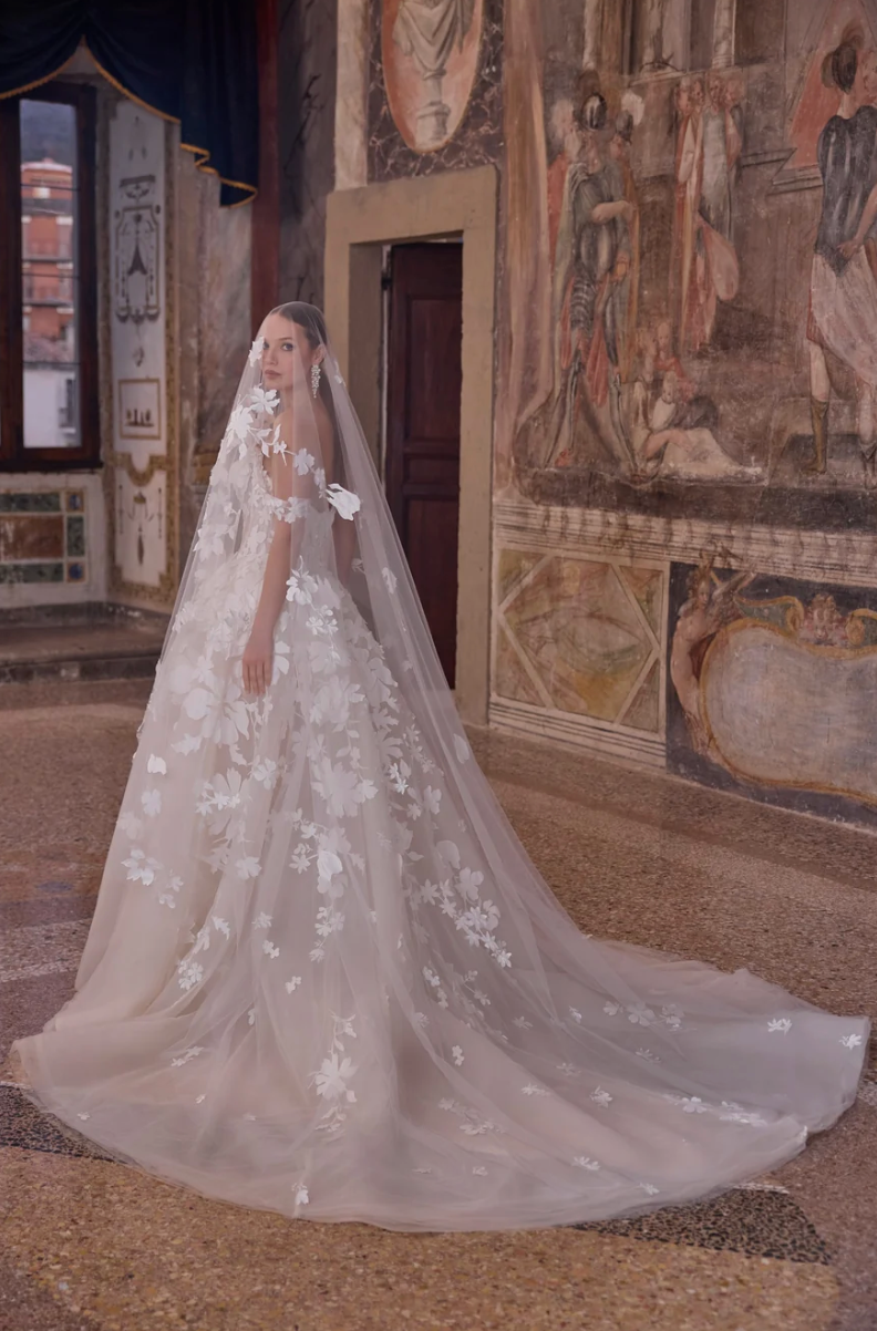 Aki Wedding Dress Amore Gowns Screenshot_2026-07-24_at_5.44.08_pm