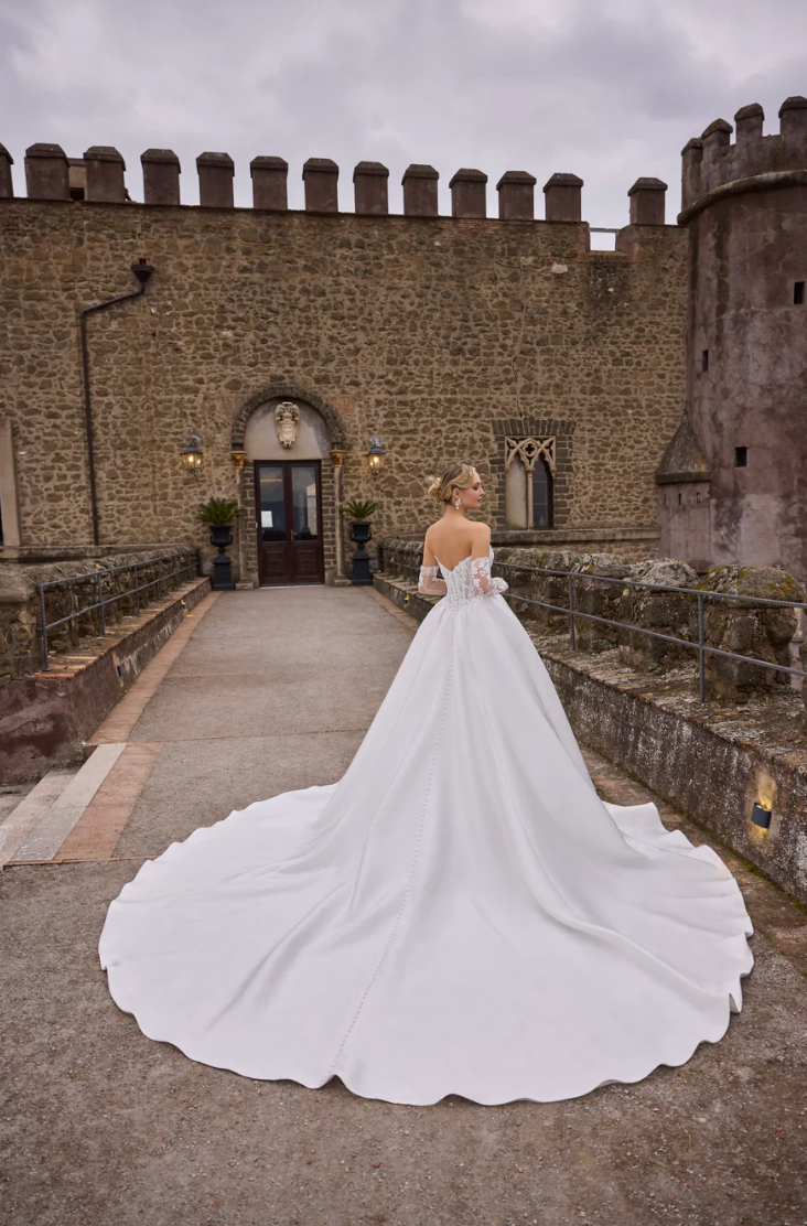 Alma Wedding Dress