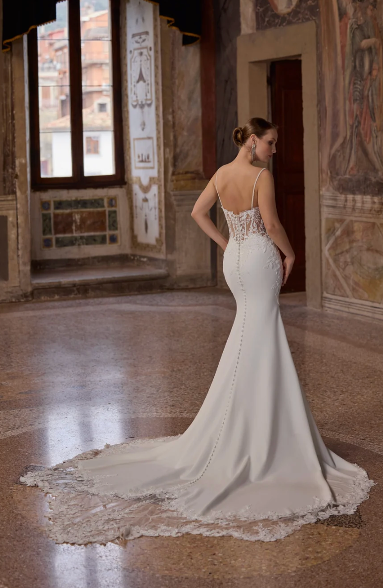 Aneira Wedding Dress