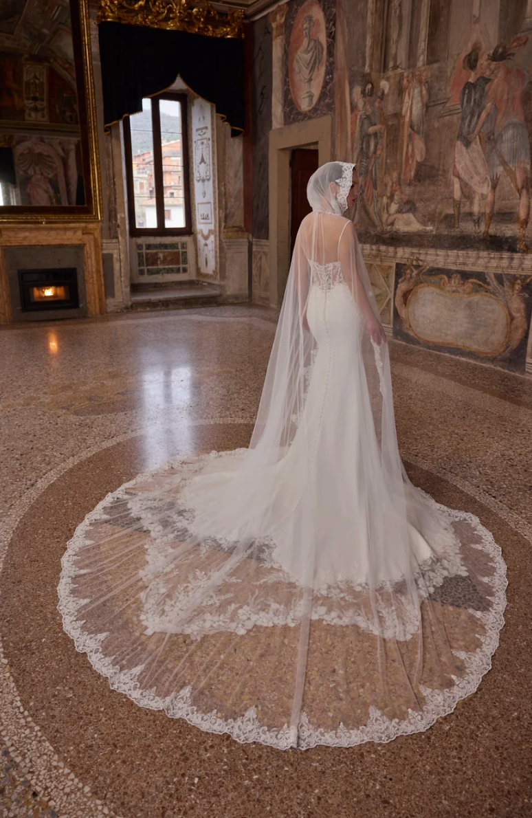 Aneira Wedding Dress