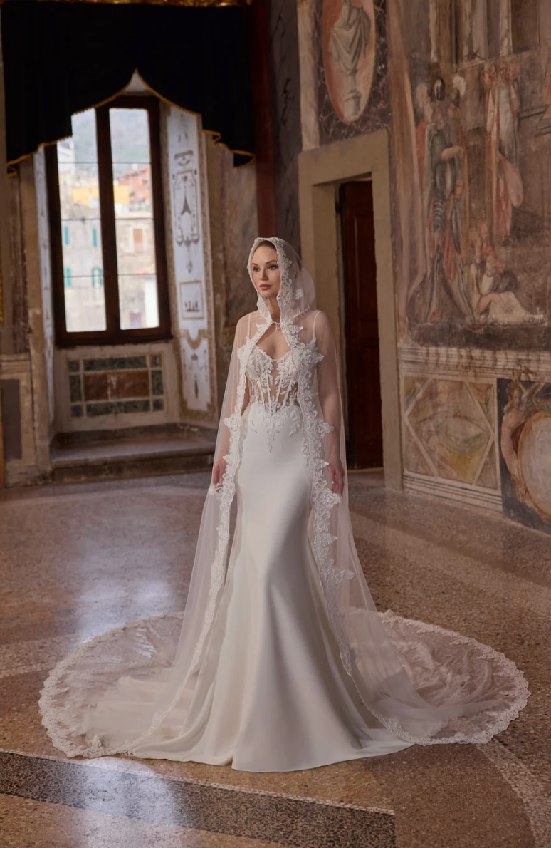 Aneira Wedding Dress