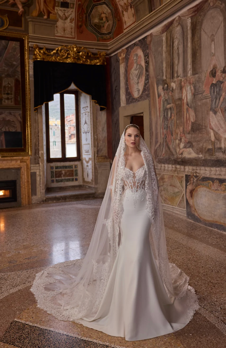 Aneira Wedding Dress