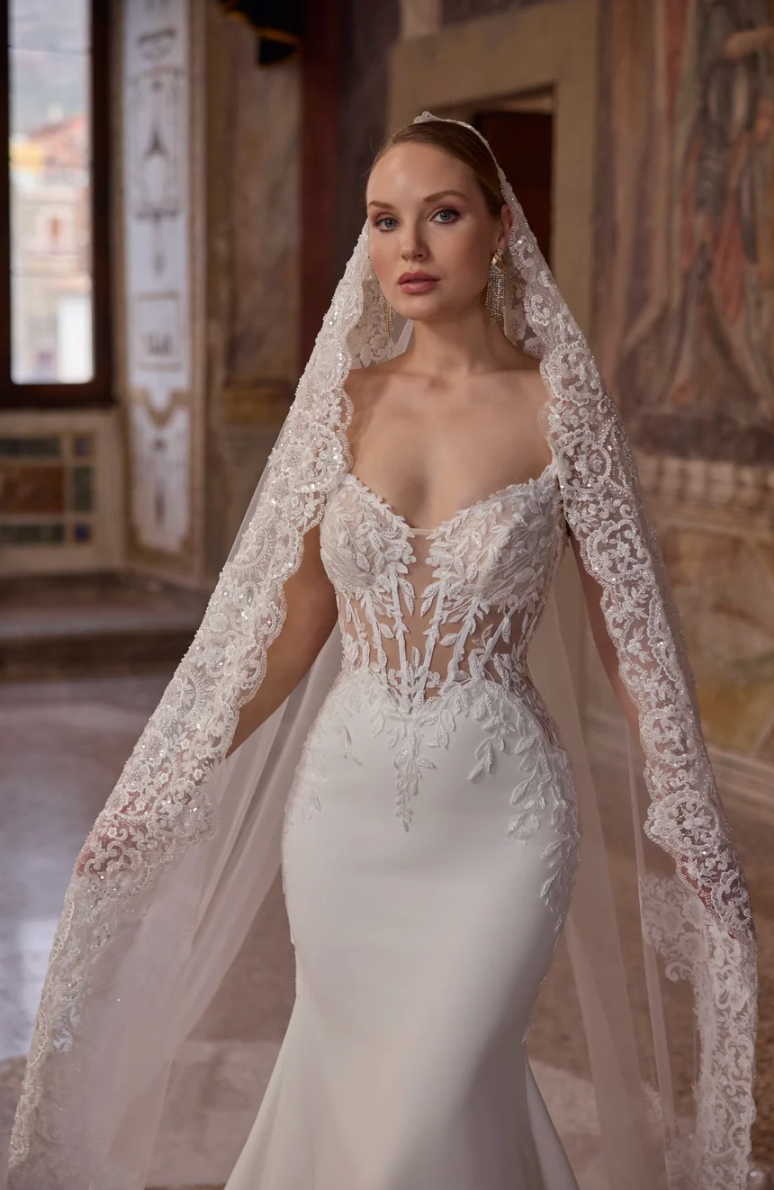Aneira Wedding Dress