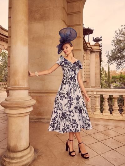 992480 Amore Gowns https___cloud.tagbox.com_media_1771776_2192703_484874_17995152065752024_571127745_18293355598283195_9093366126438503690_n