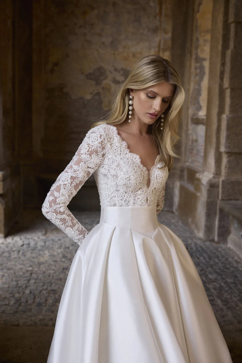 63215B Amore Gowns imgi_100_63215b_01911_2048x_9c4764aa-3fce-4cf7-a7f3-5568b0ae8652