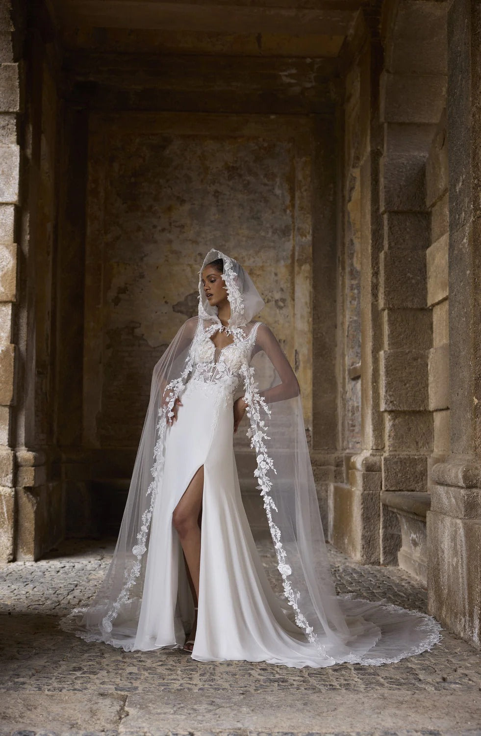 10335 Amore Gowns imgi_100_63264-10335_02332_2048x_38042621-3e7f-49d0-a2ff-84500127a4a7