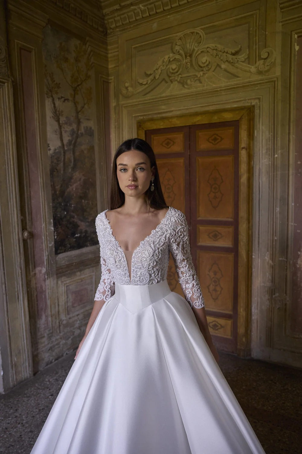 63215A Amore Gowns imgi_106_63215_02077_2048x_8c533a79-6e73-45f2-b0d2-527455f5ba1c