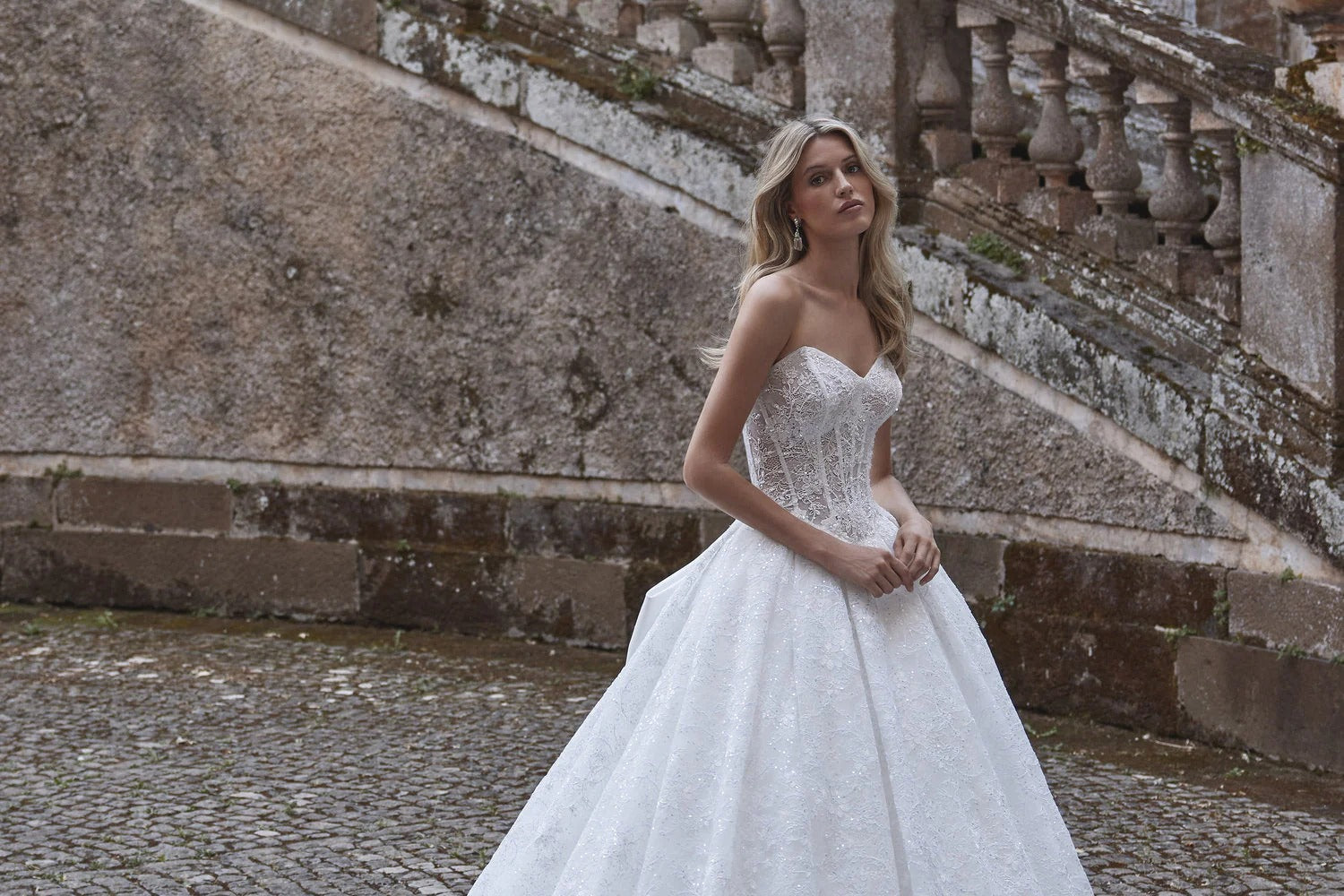 Atlanta Wedding Dress Amore Gowns imgi_107_63206-10334_03308_1728x_730e6b00-b9b8-4e62-a5b1-da53a1f24f4f